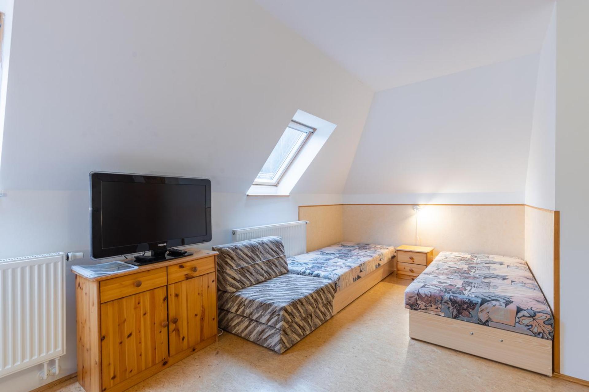 Studio Apartment photo 2