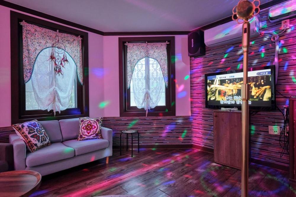 Quadruple Room - Photo 8