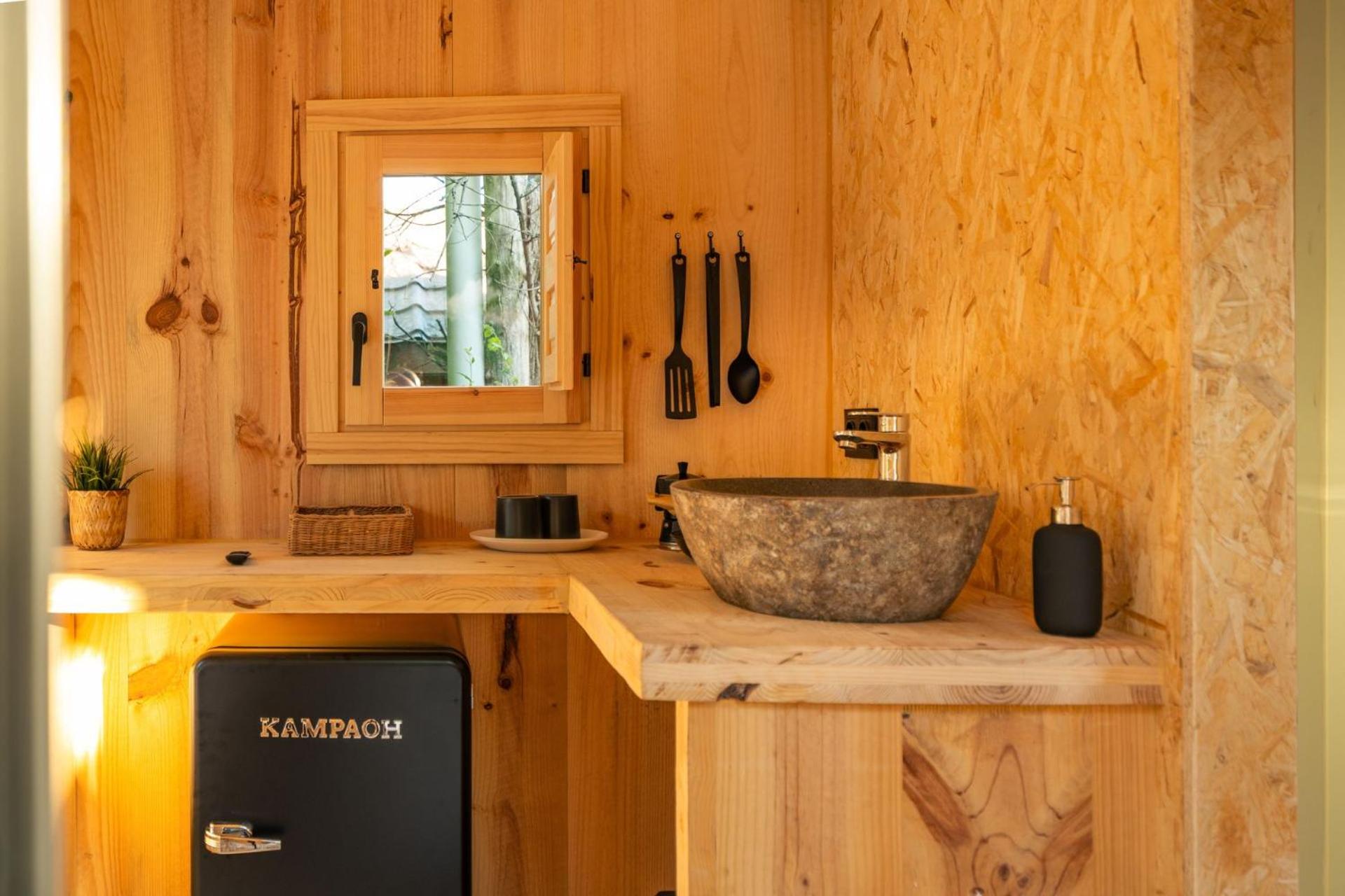 Tiny Yuca with private bathroom