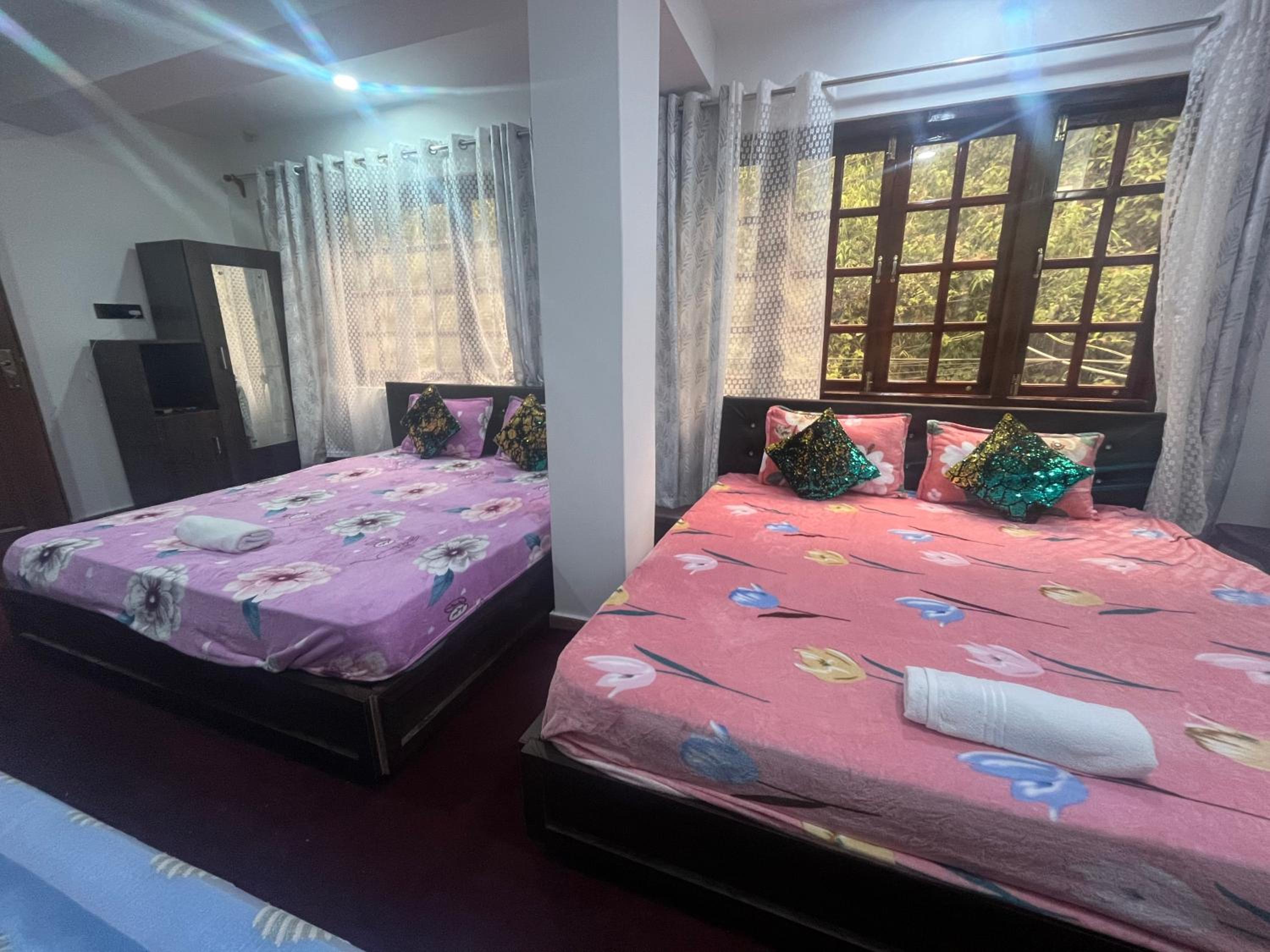 4-Bed Mixed Dormitory Room