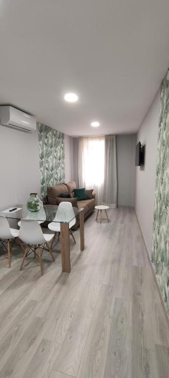 Deluxe Apartment - Photo 1