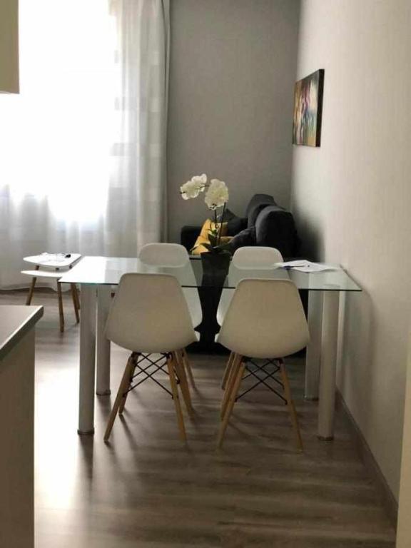 Deluxe Apartment - Photo 6