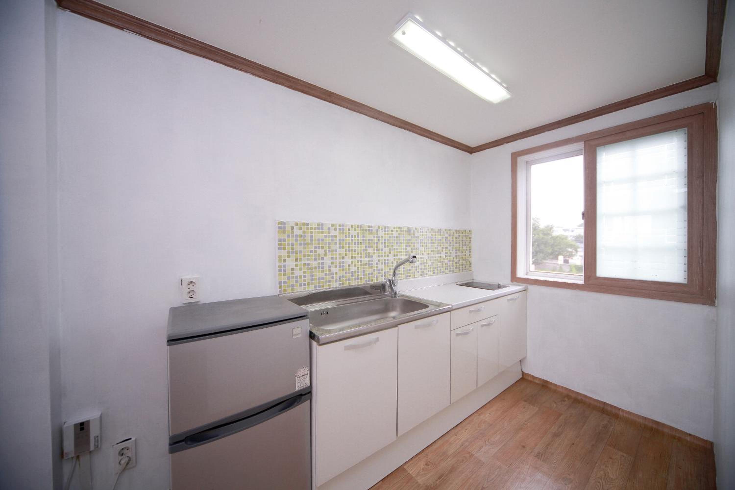 Double Room - Photo 4