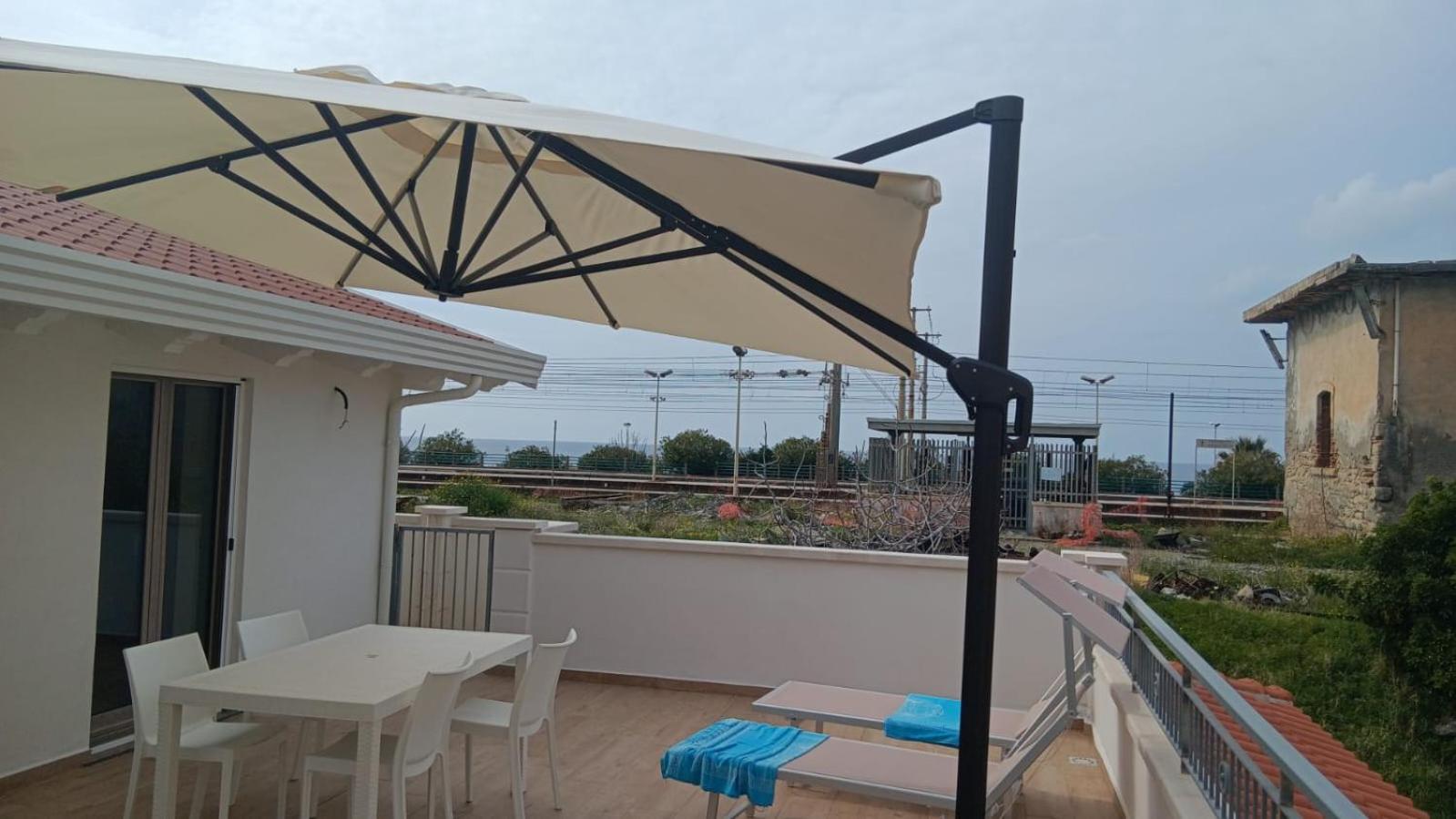 One-Bedroom Apartment with Sea View and Terrace