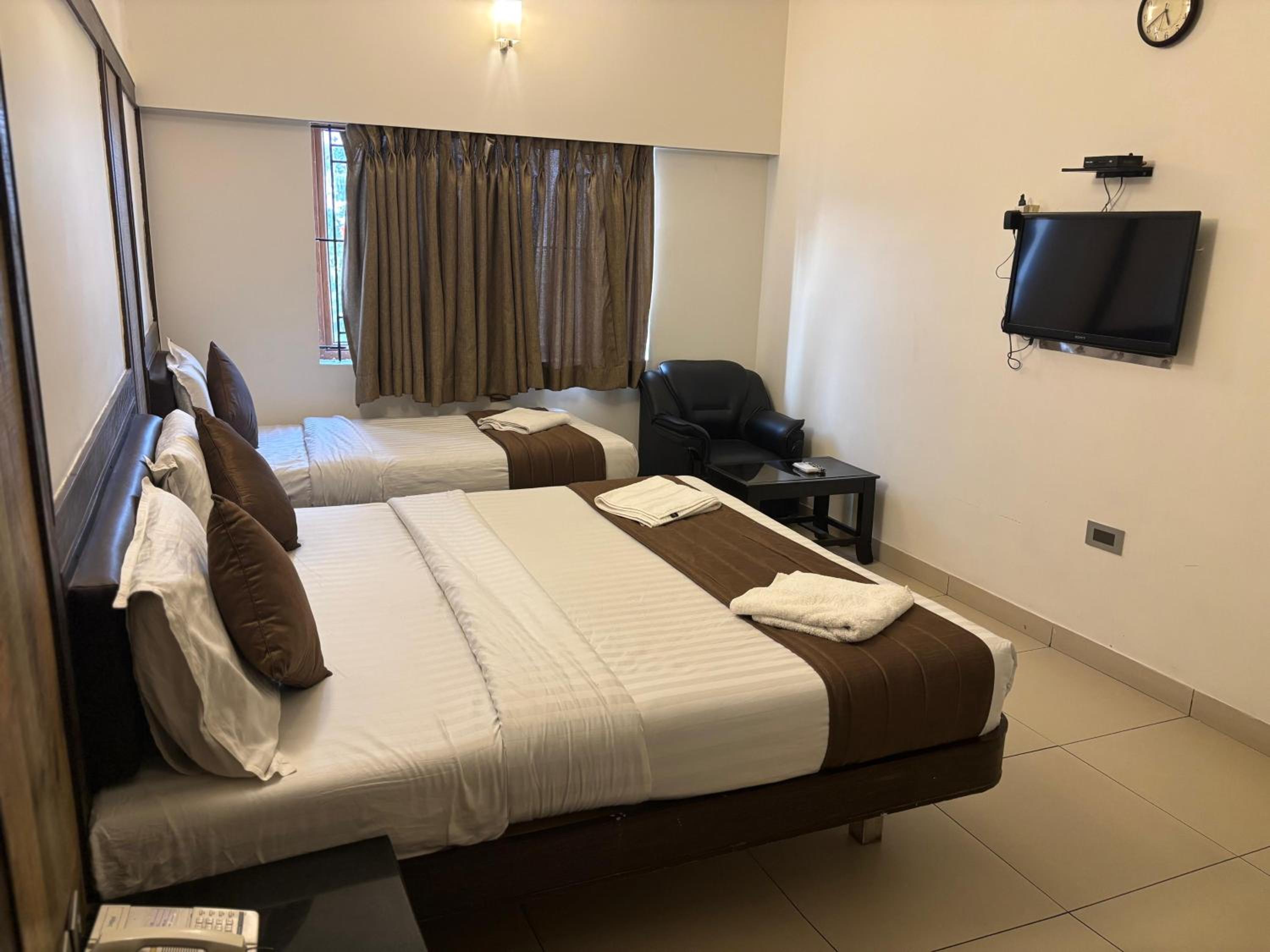 Triple Room