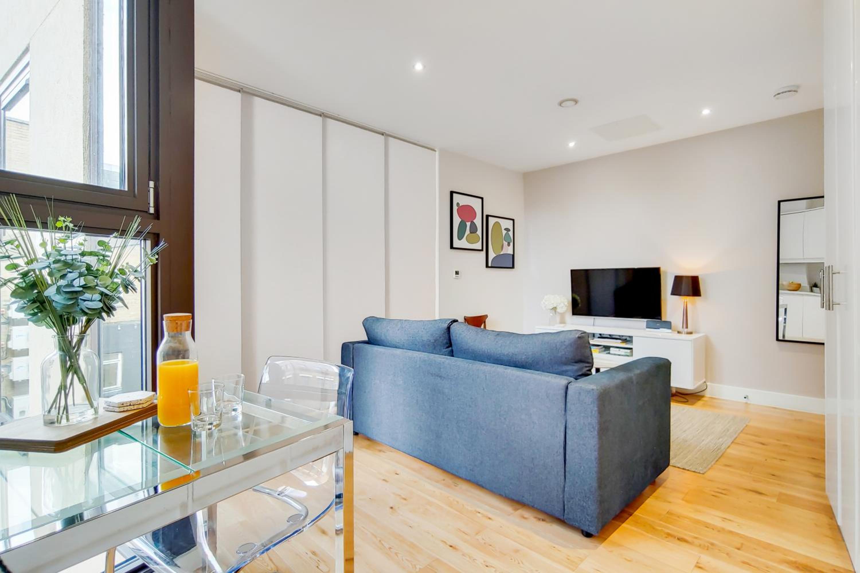Studio Apartment photo 3