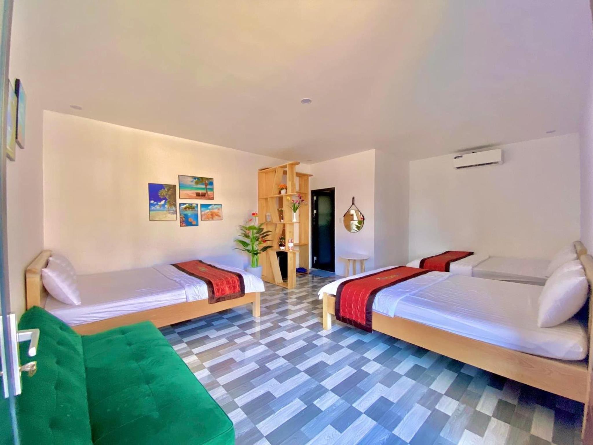 Mixed Dormitory Room photo 3