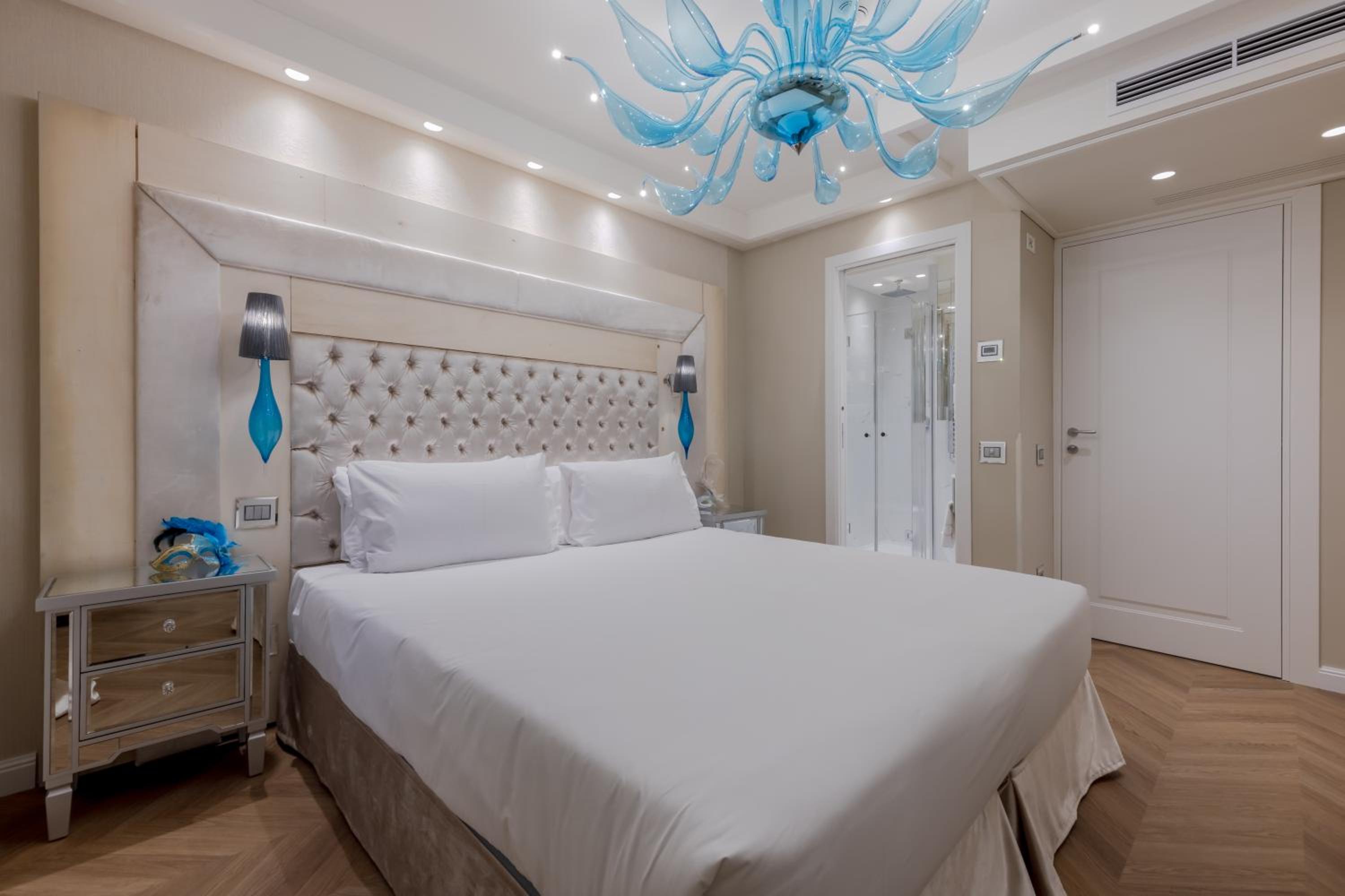 Superior Double or Twin Room photo 1