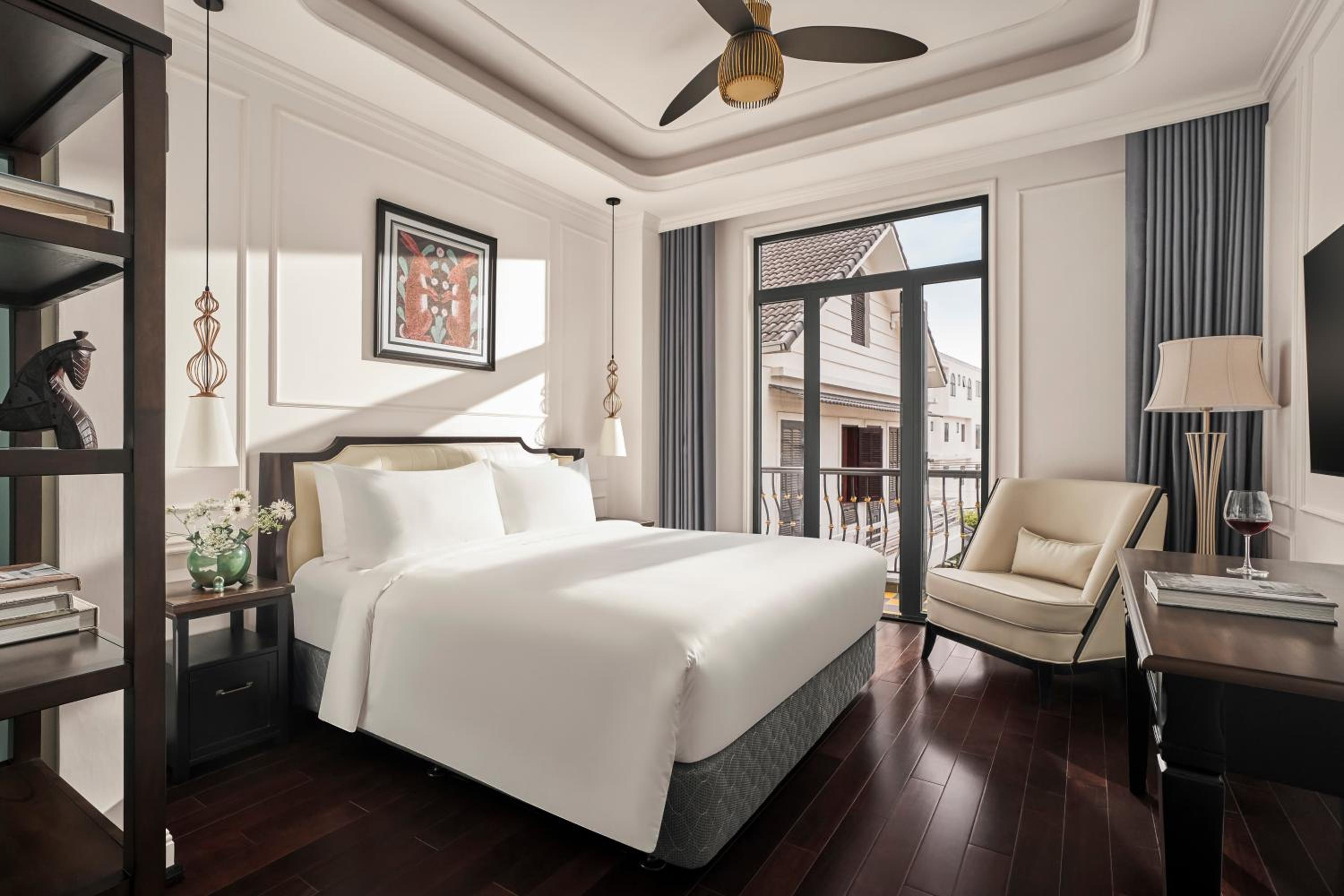 Superior King Room photo 2
