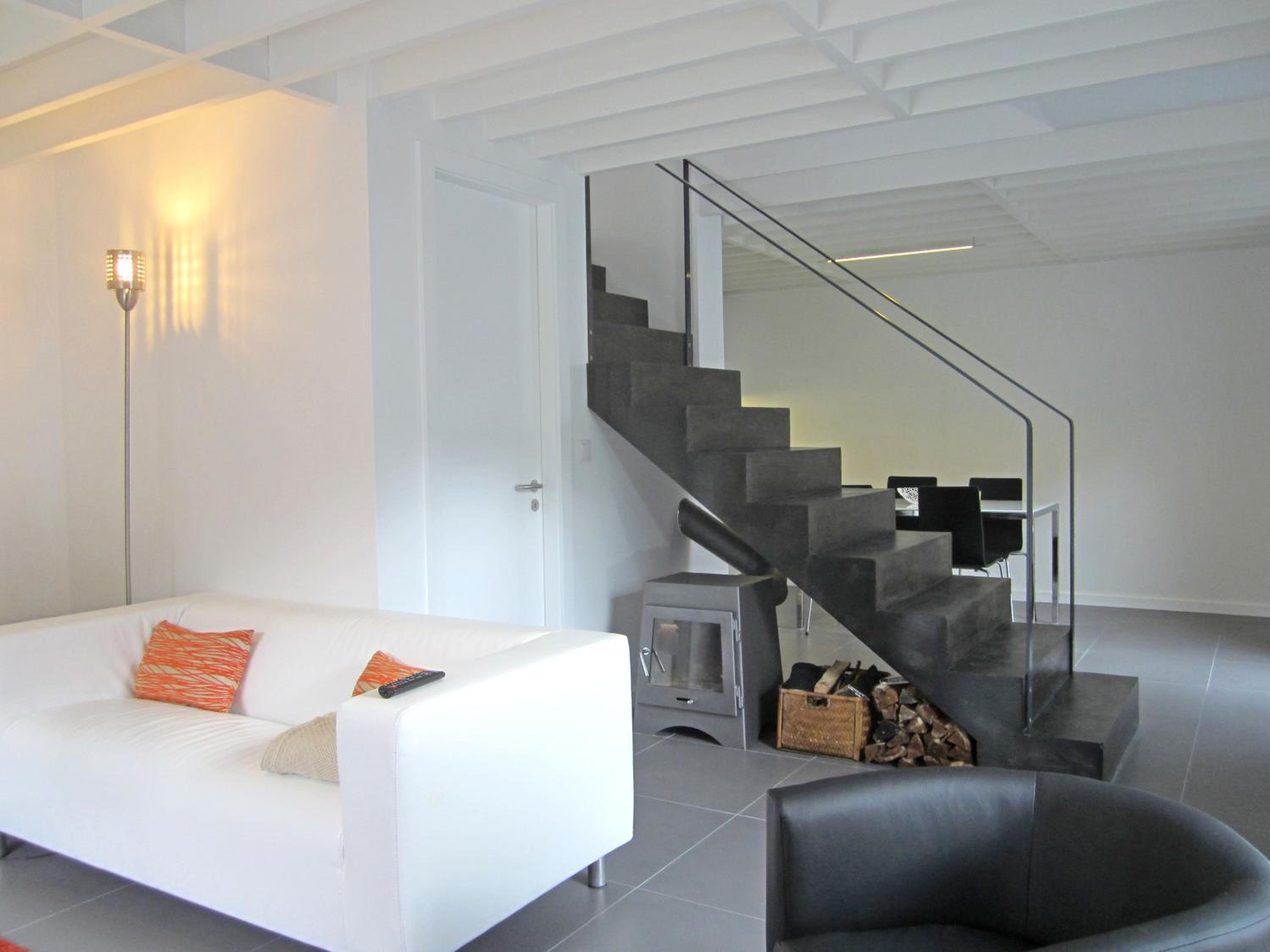 Four-Bedroom House photo 3