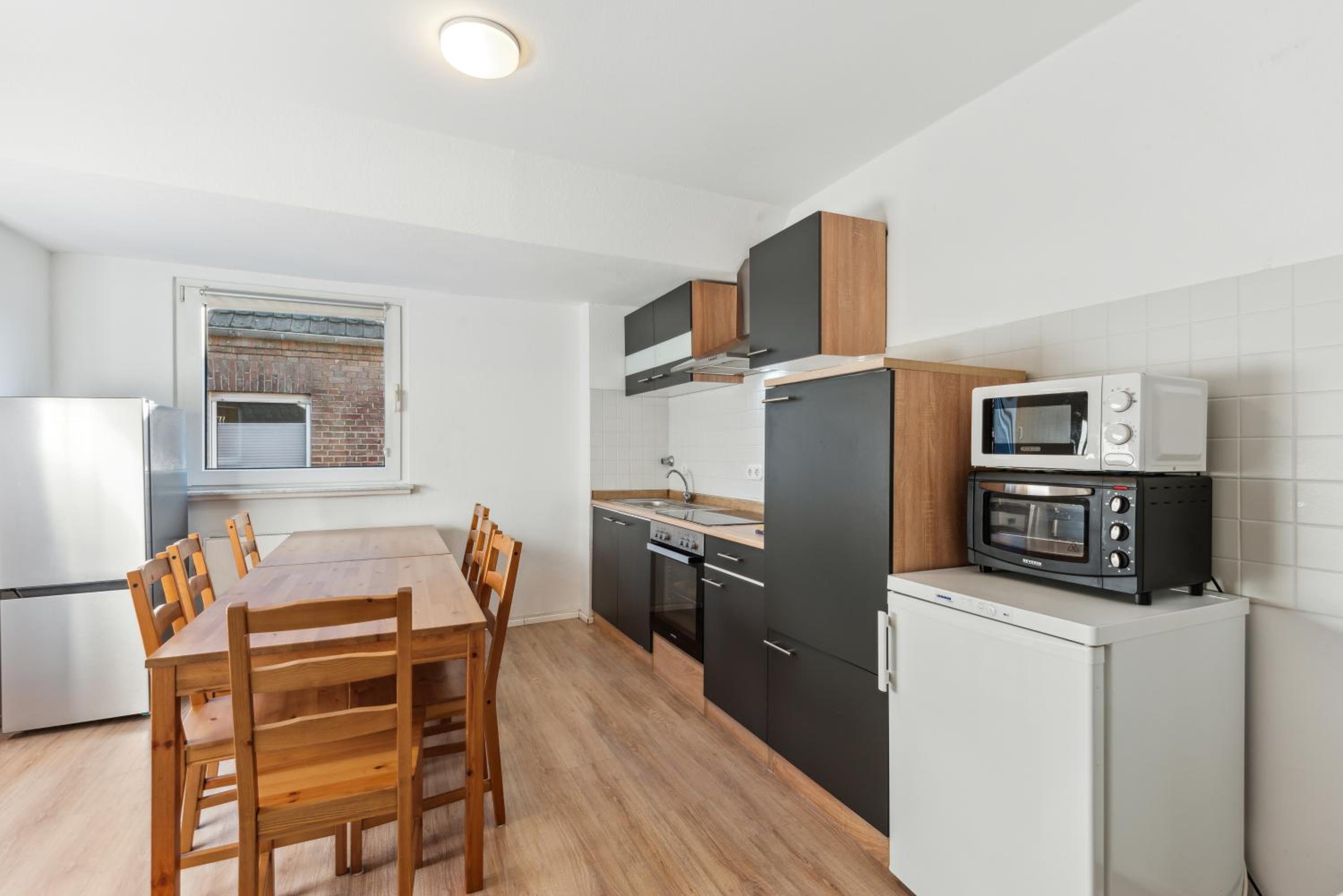 Four-Bedroom Apartment photo 2