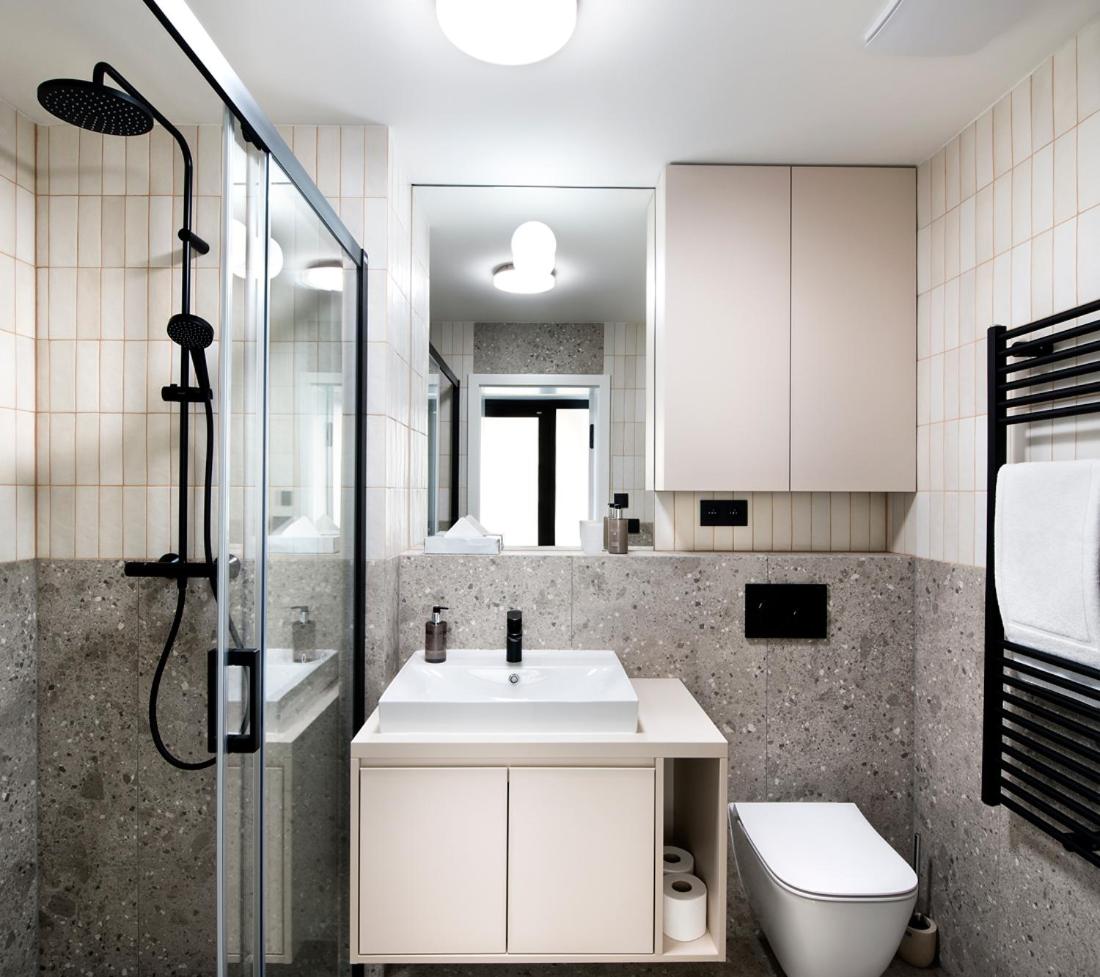 Apartment - Ground Floor photo 2