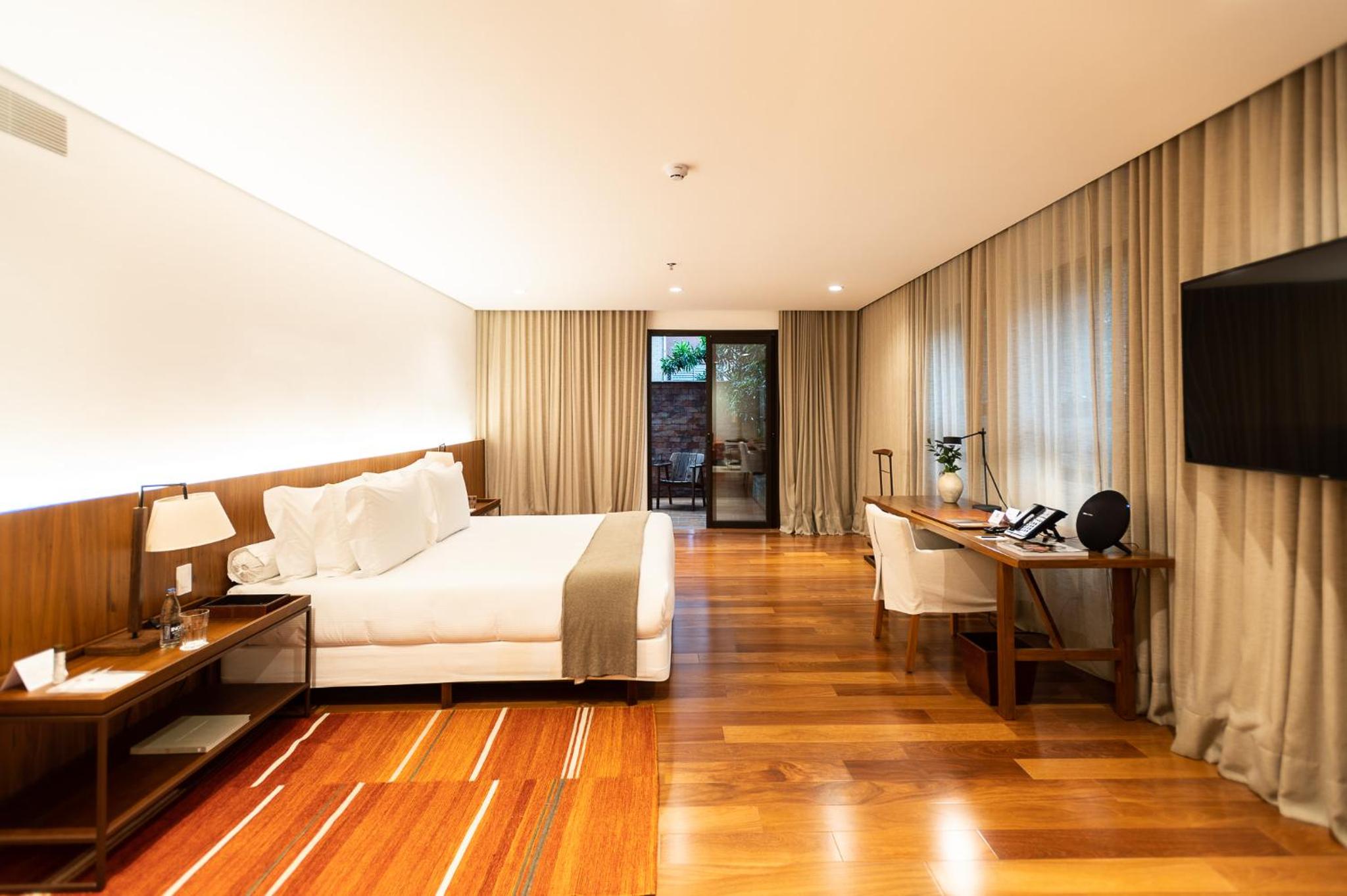 Junior Suite with Balcony