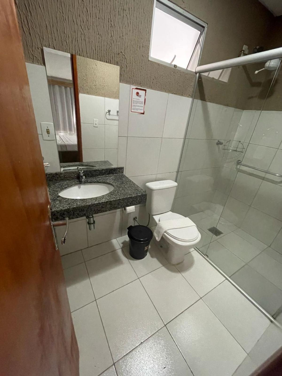 CR Hotel Bueno — Family Room