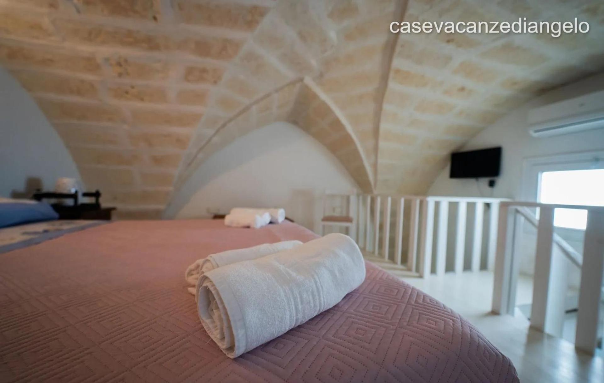 Double Room with Extra Bed photo 1