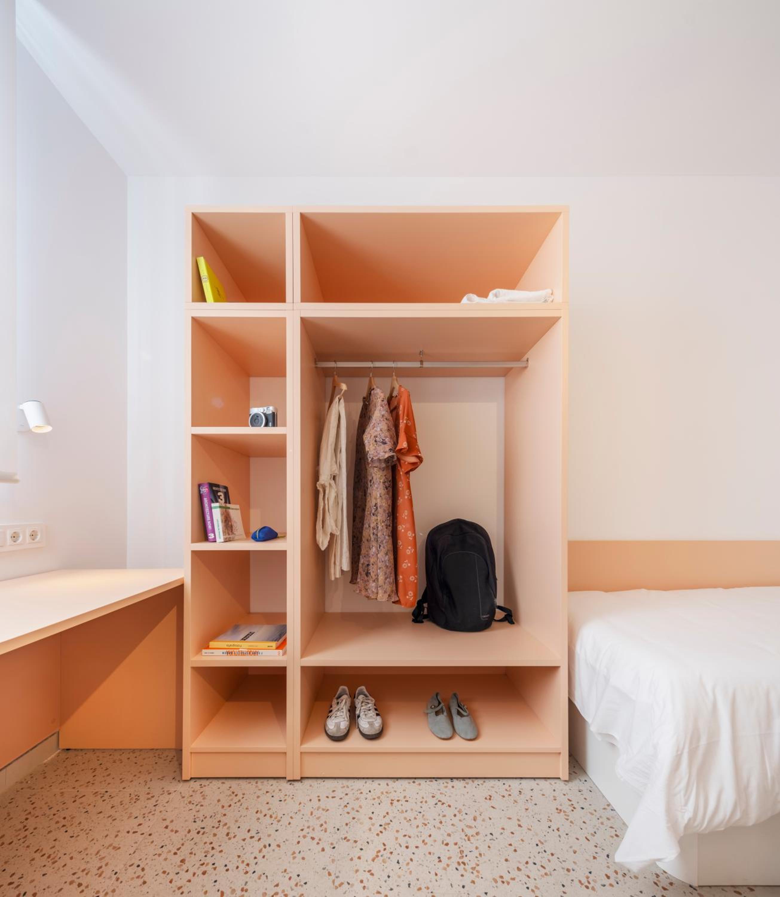 Single Room photo 3