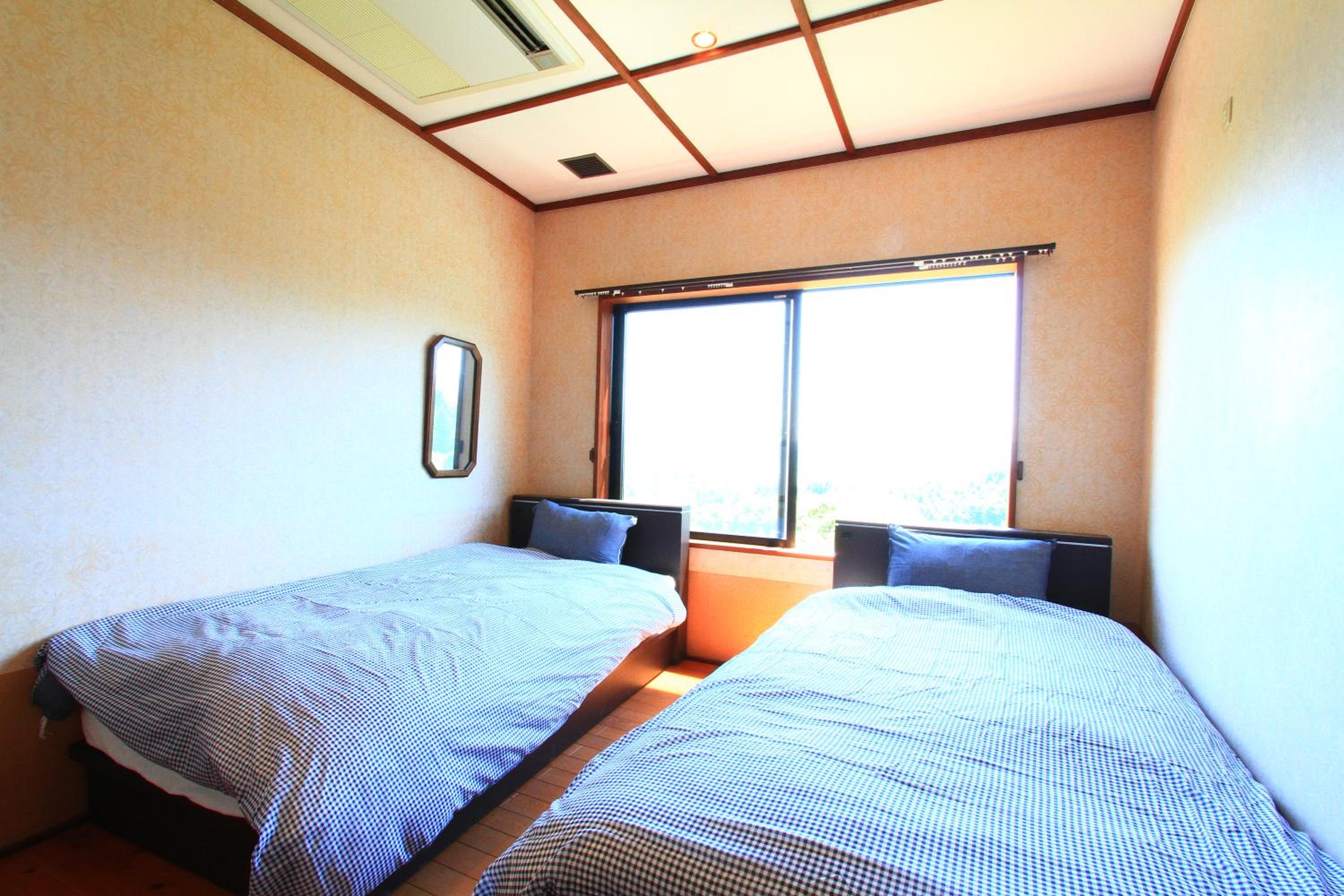 Standard Twin Room photo 1