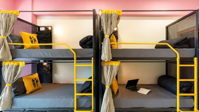 6-Bed Mixed Dormitory Room