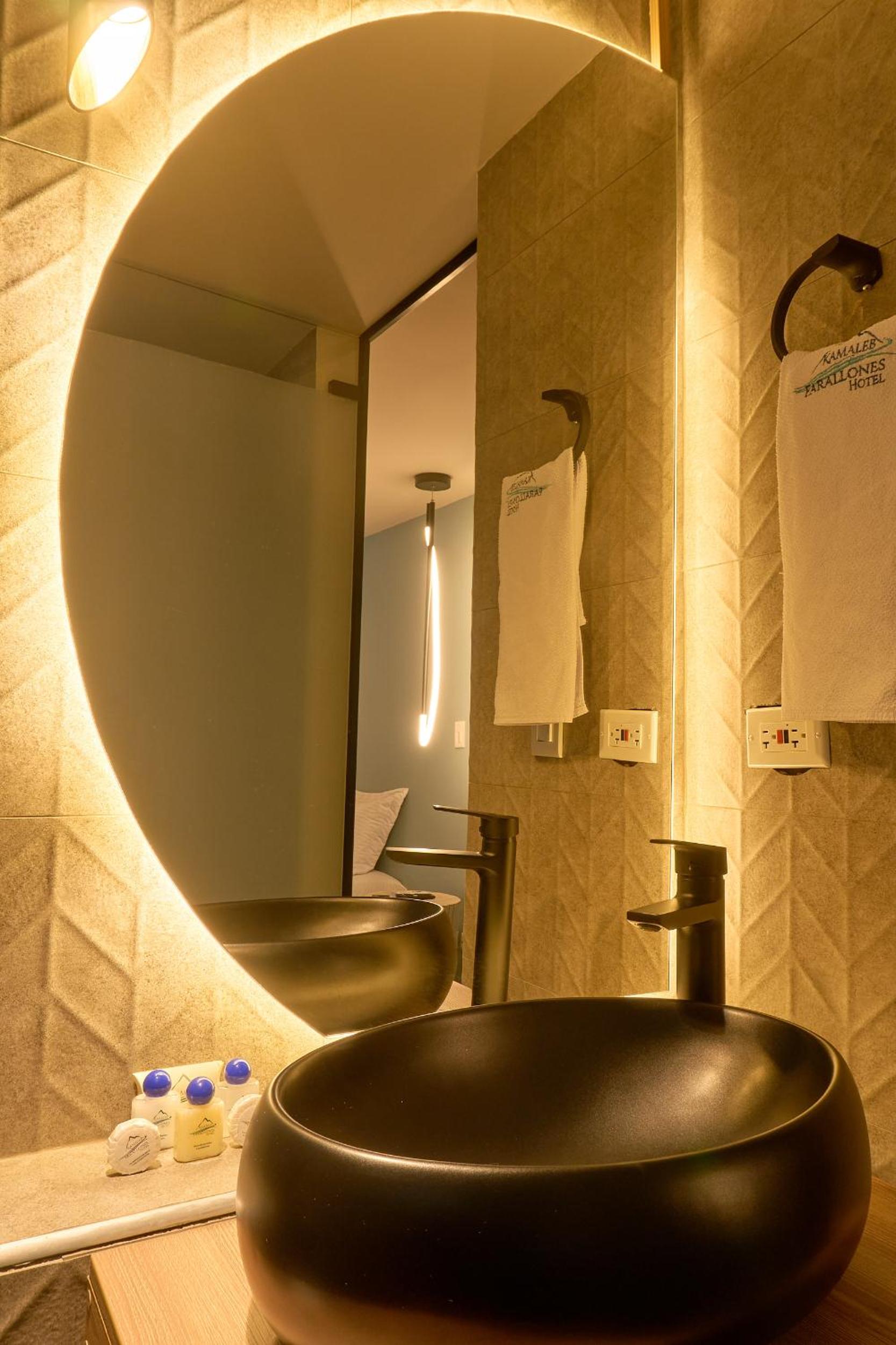 Junior Suite with Balcony photo 2