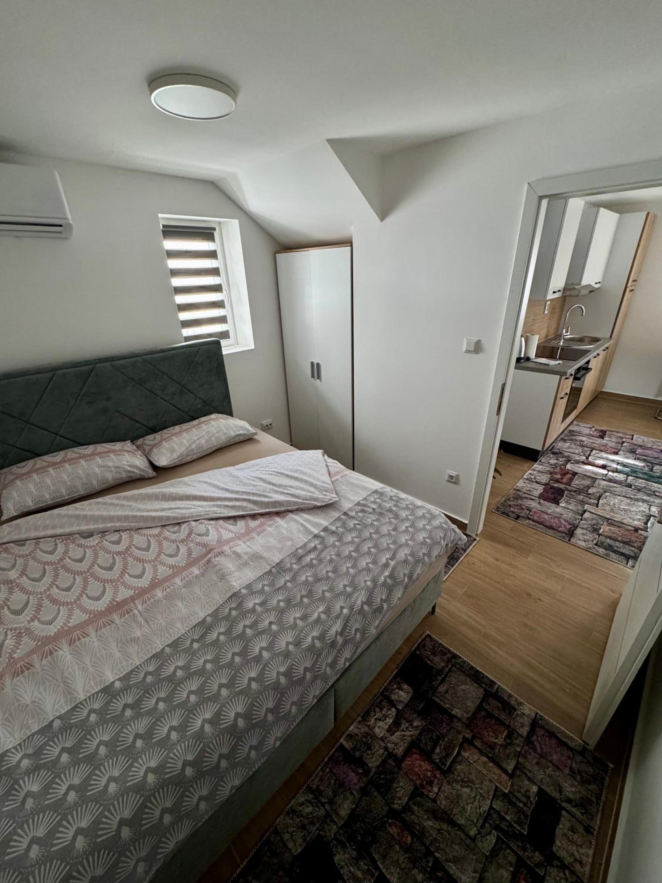 Apartment - Photo 3