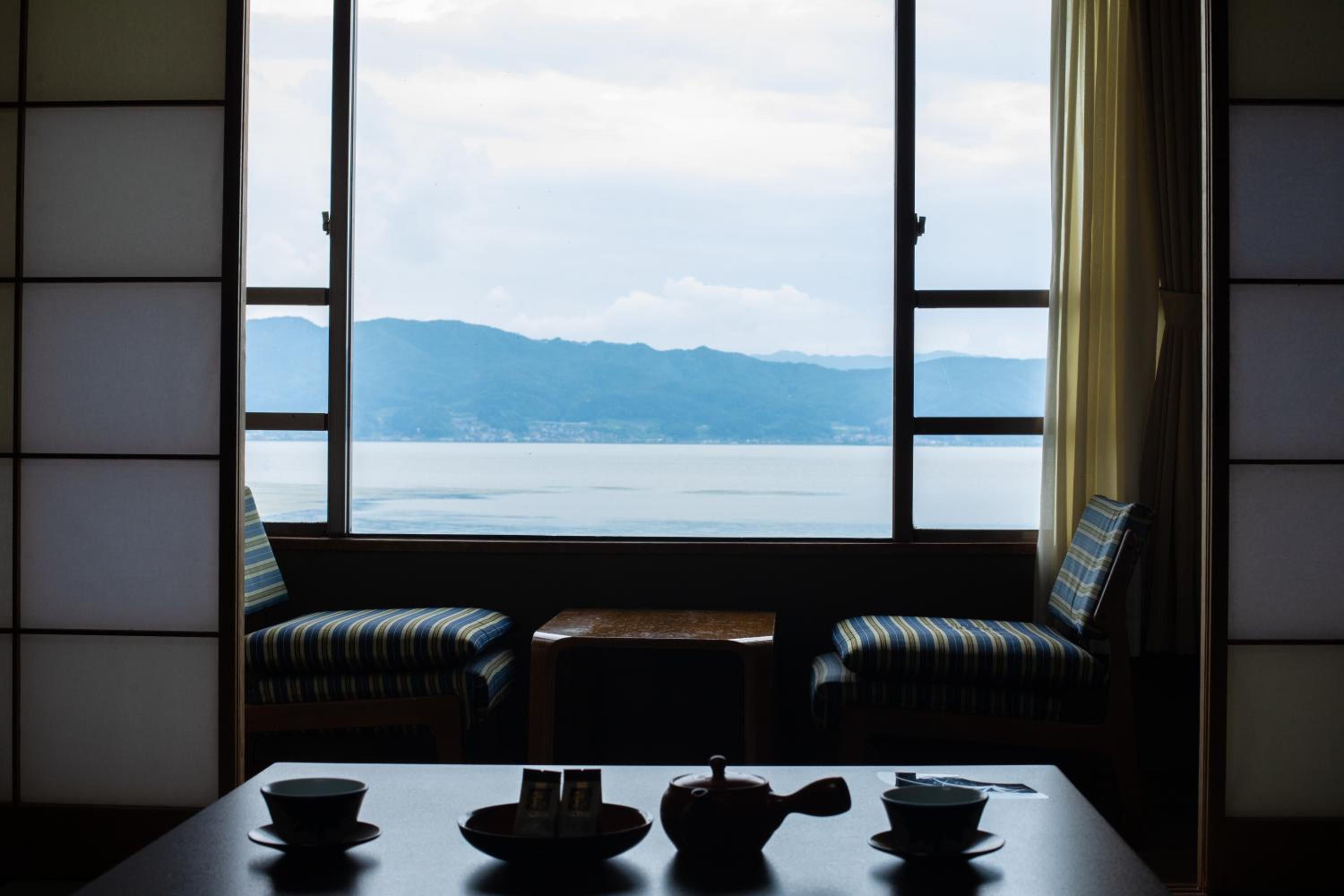 Quadruple Room with Lake View