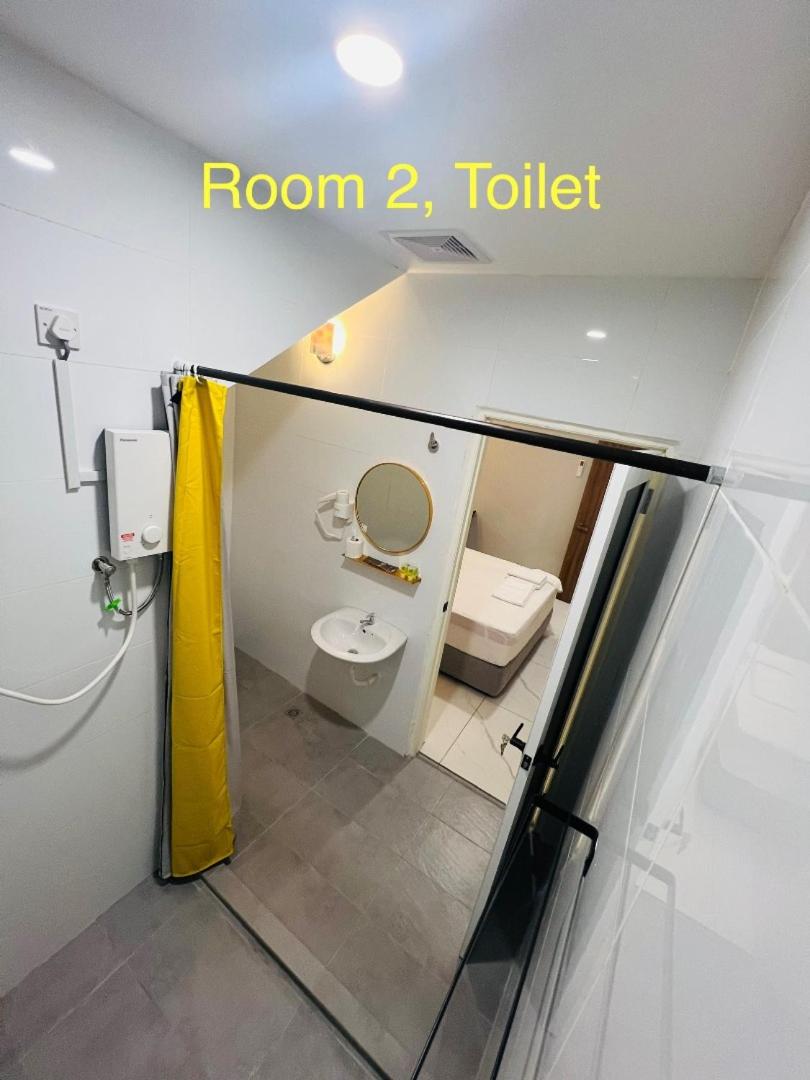 Three-Bedroom Suite - Photo 2