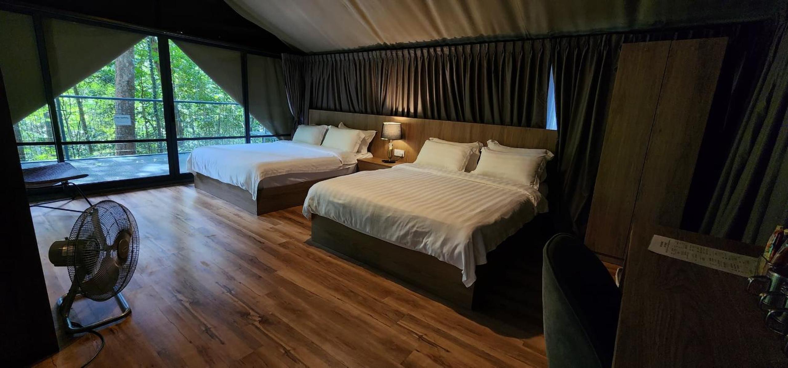 Safari Tent (4 pax) photo 3