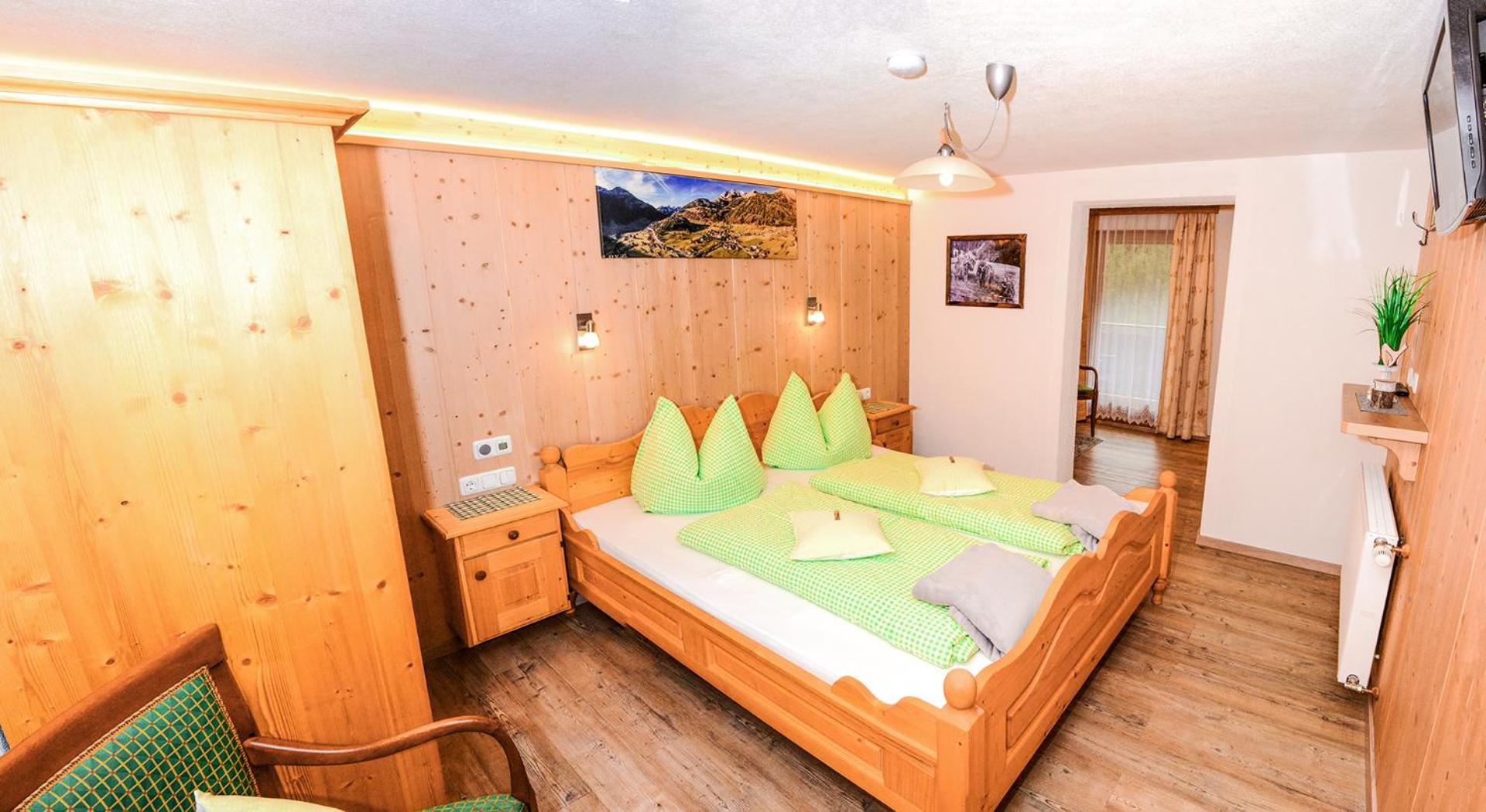 Double Room with Mountain View photo 1
