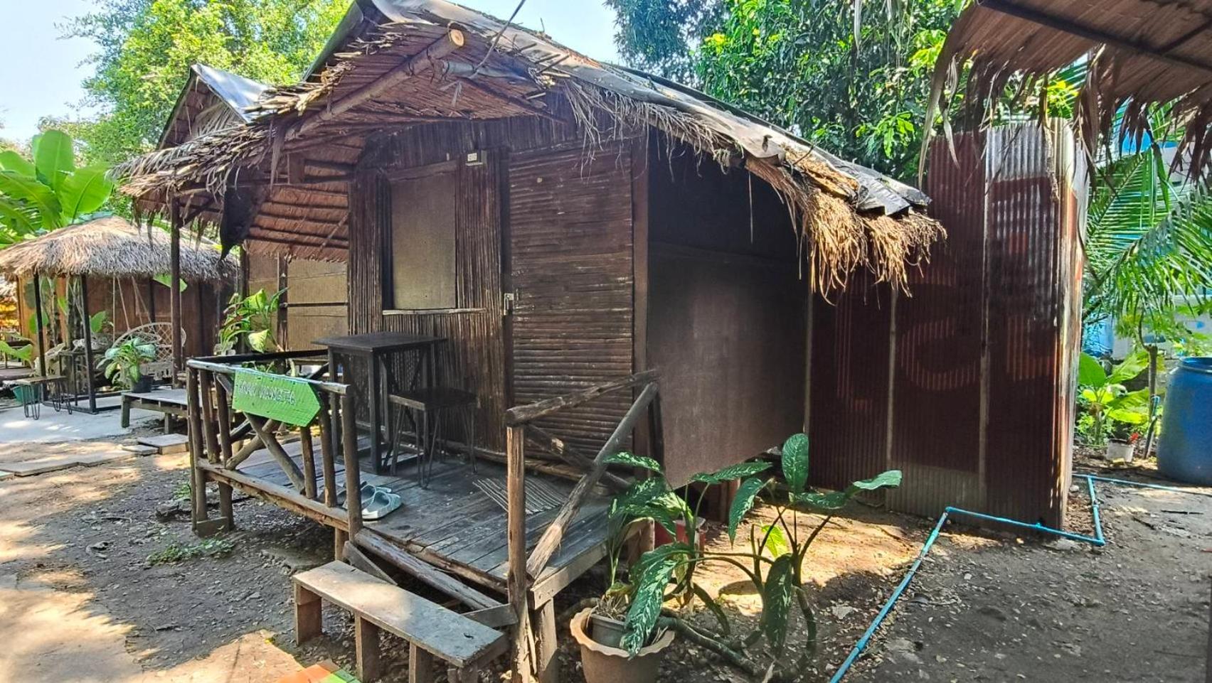 Bungalow with Fan