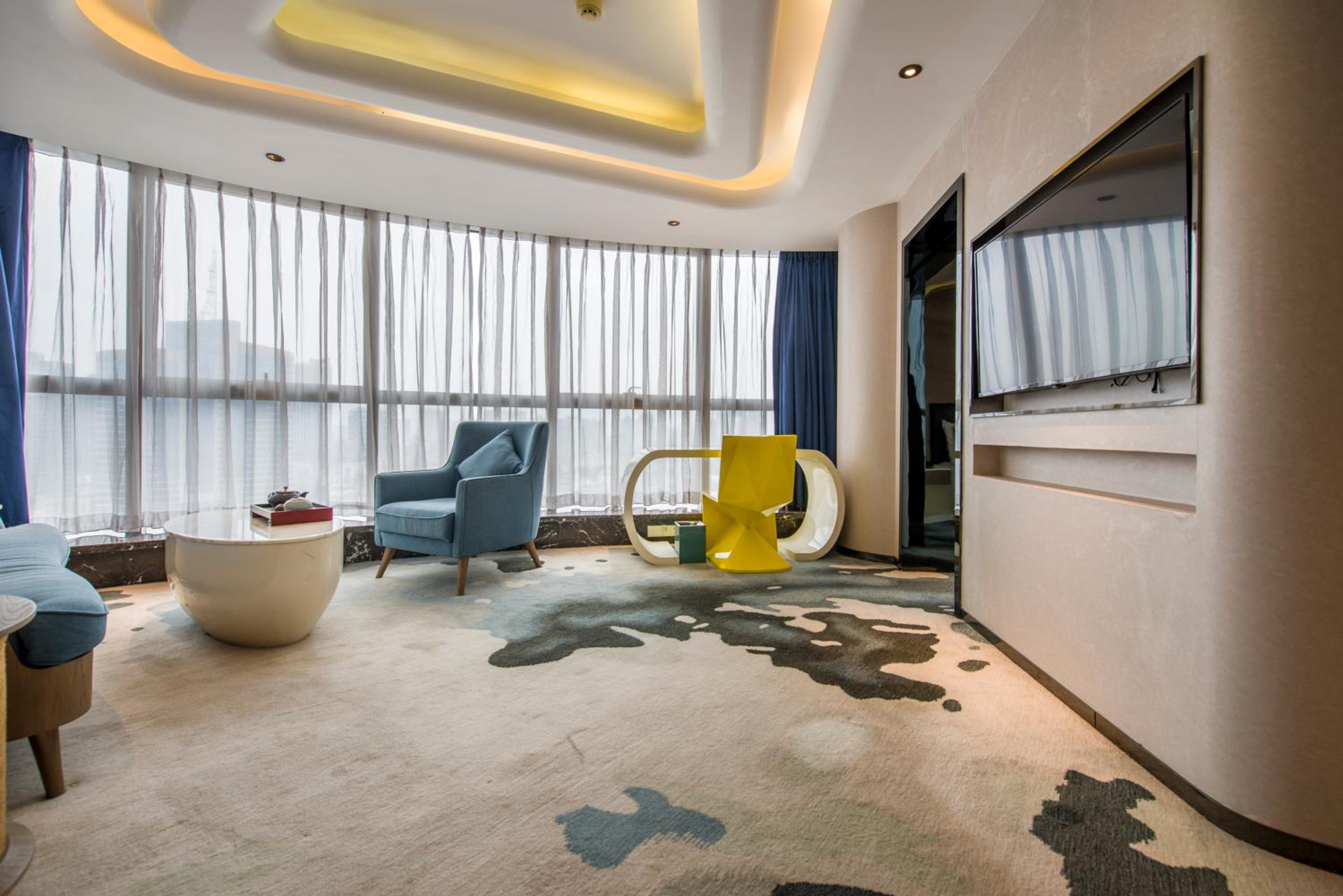 Premier Suite with River View photo 2