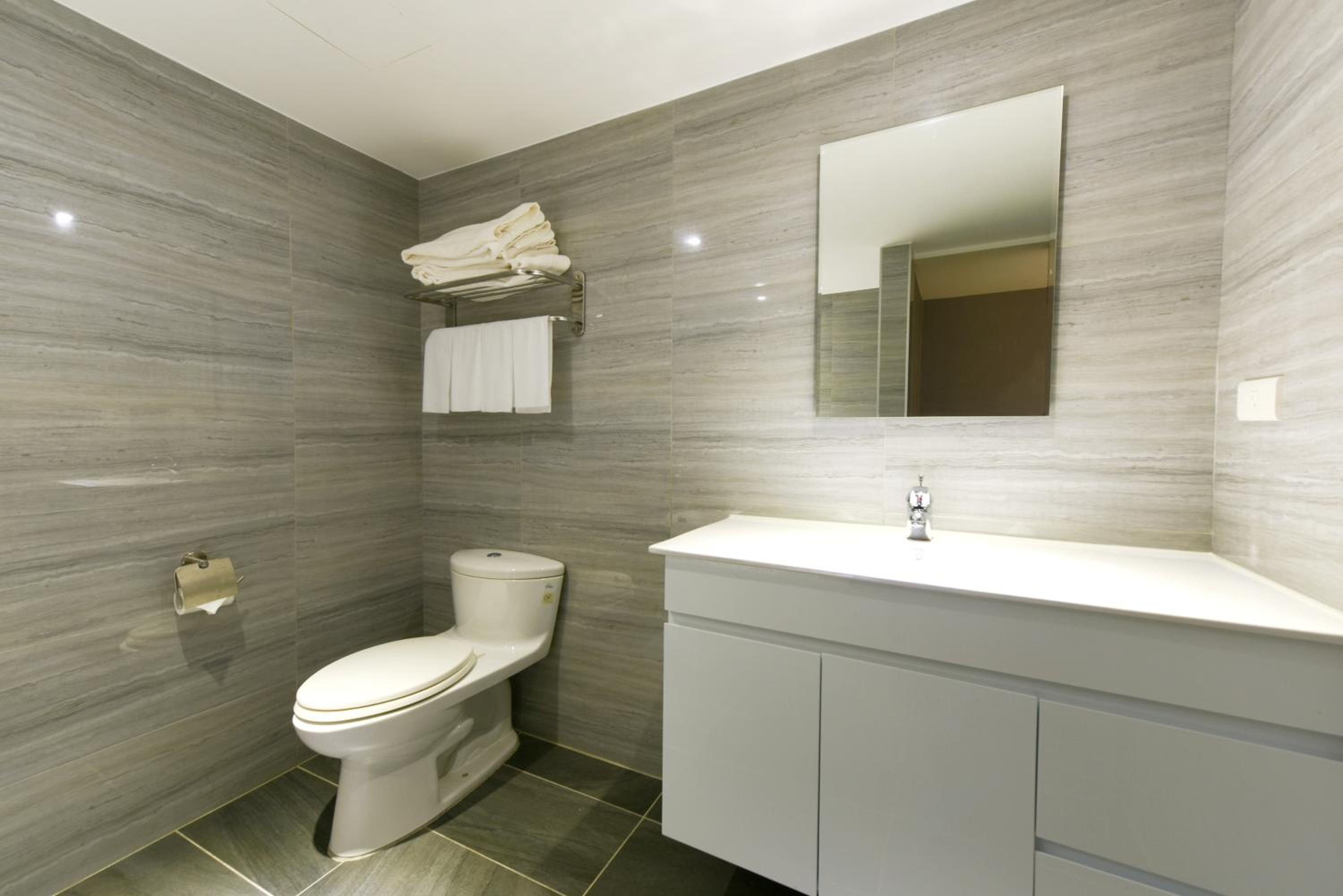 Quadruple Room - Photo 2