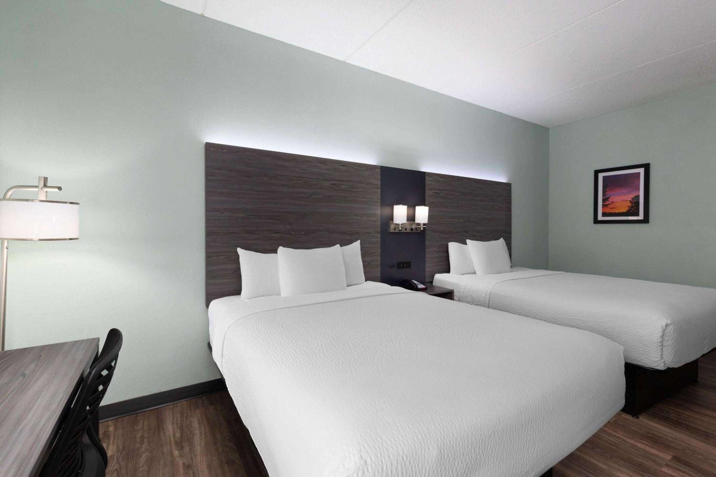 Double Room with Two Double Beds - Non-Smoking - Photo 5
