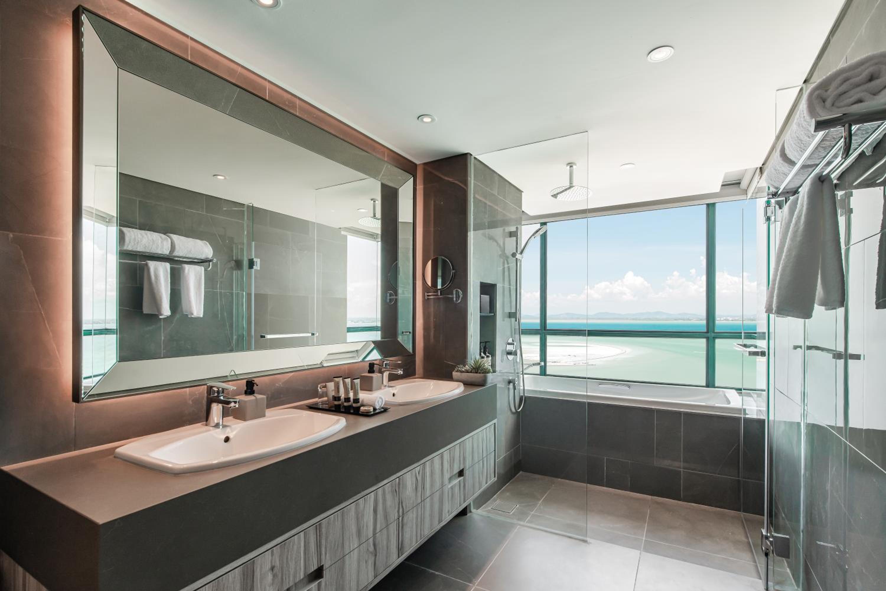 One-Bedroom Premier Club - Photo 4