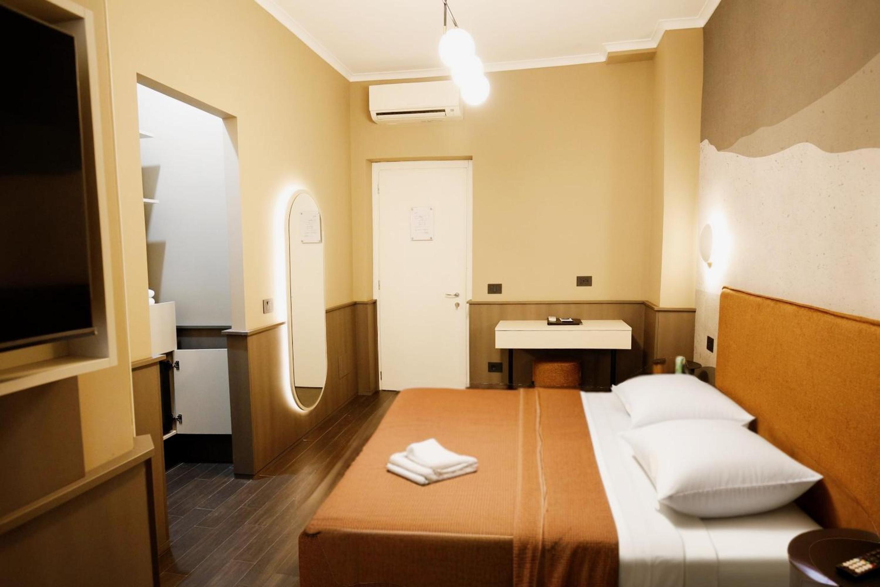 Standard Double or Twin Room - Separate Building thumbnail 6