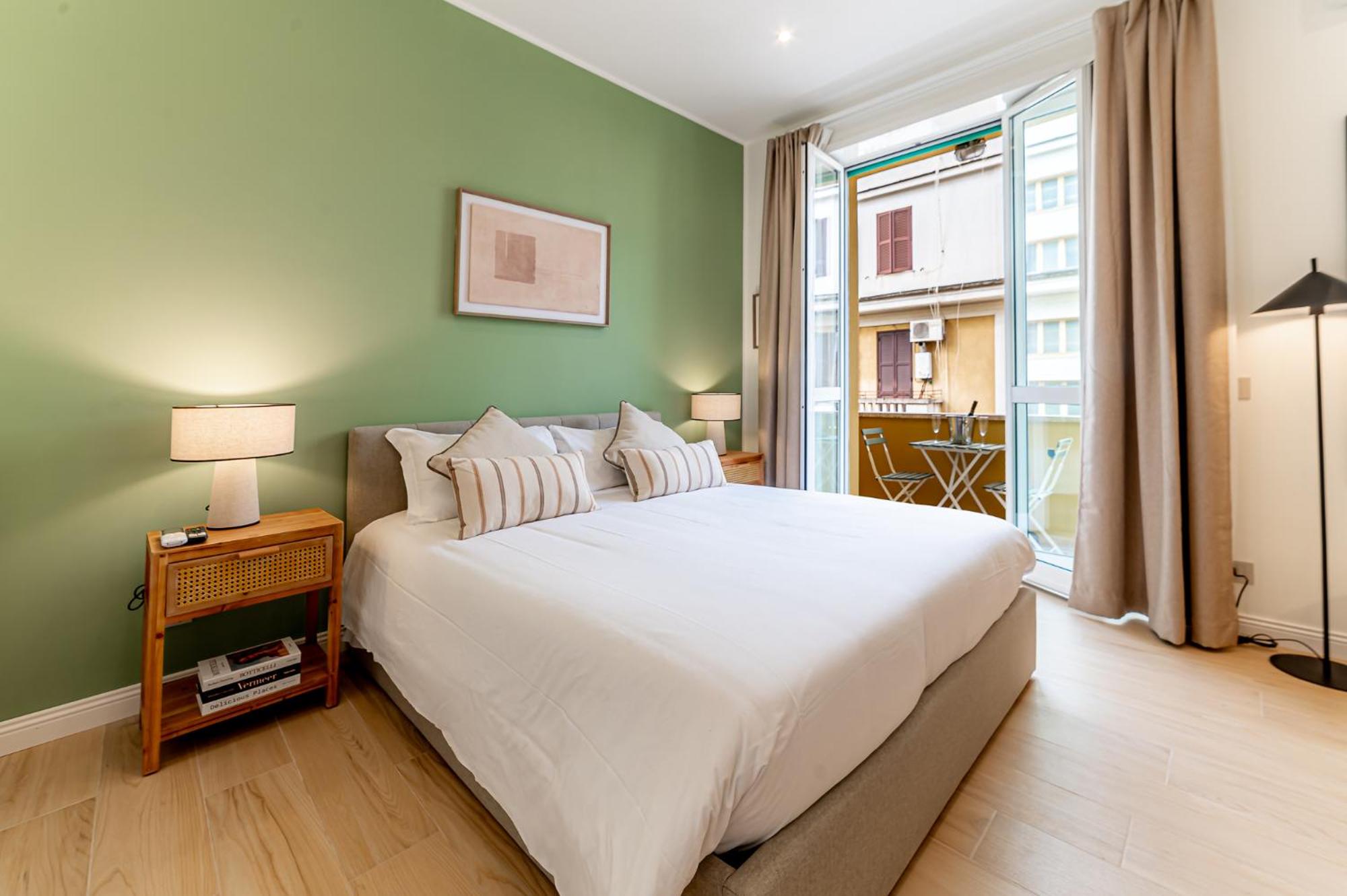 Deluxe Double Room with Balcony