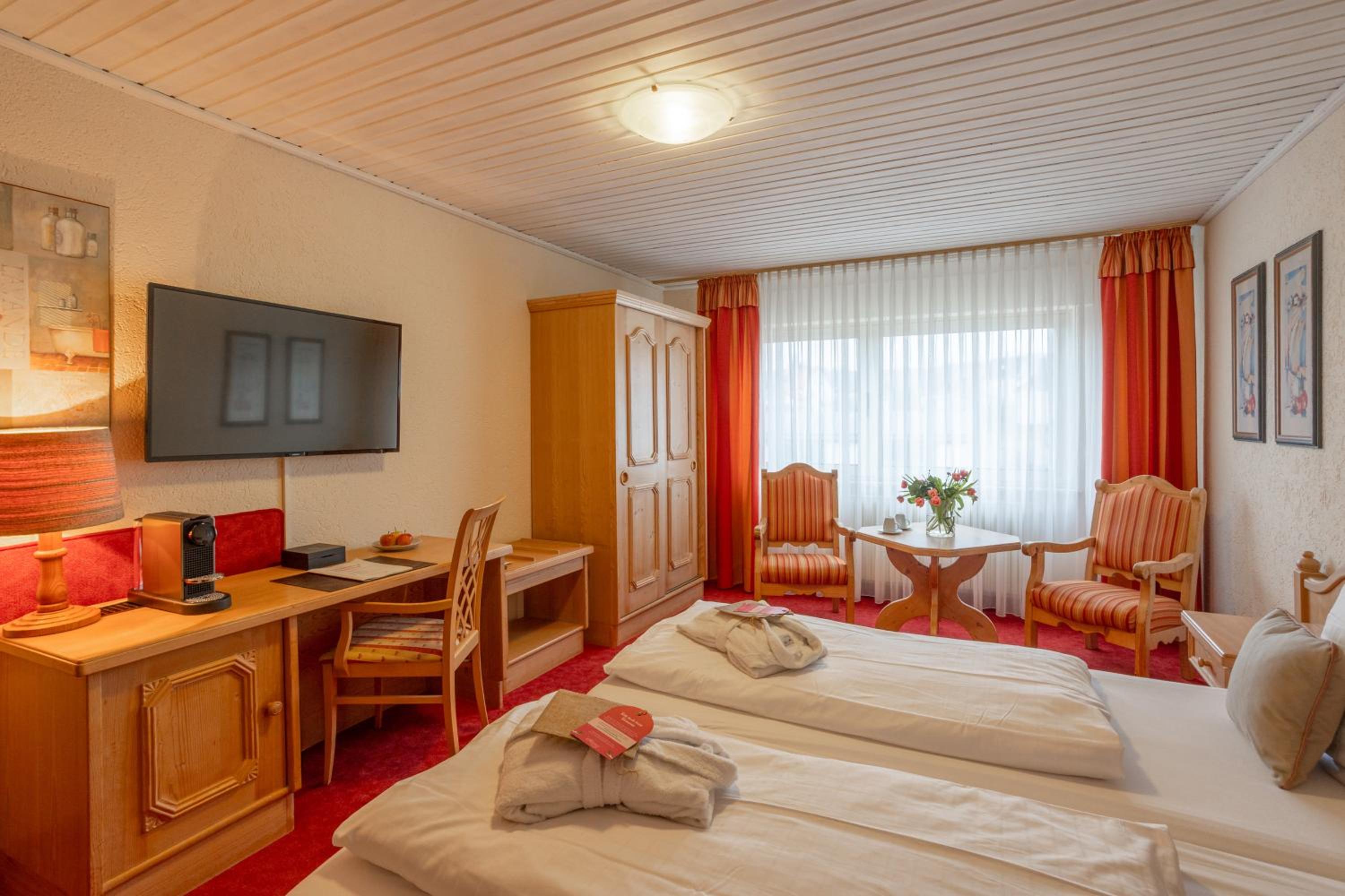 Economy Double Room photo 3