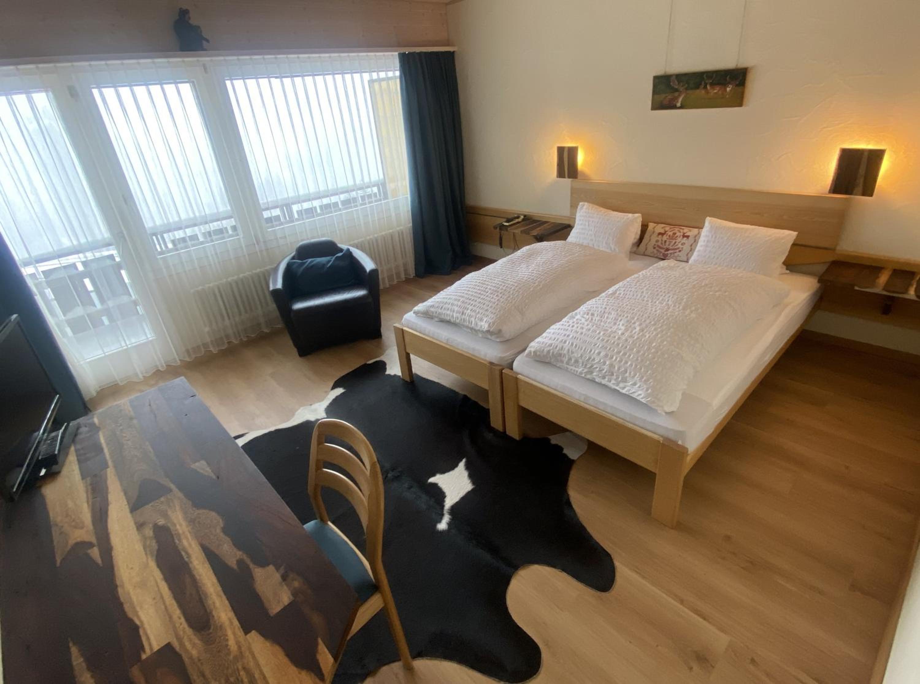 Single Room with Mountain View