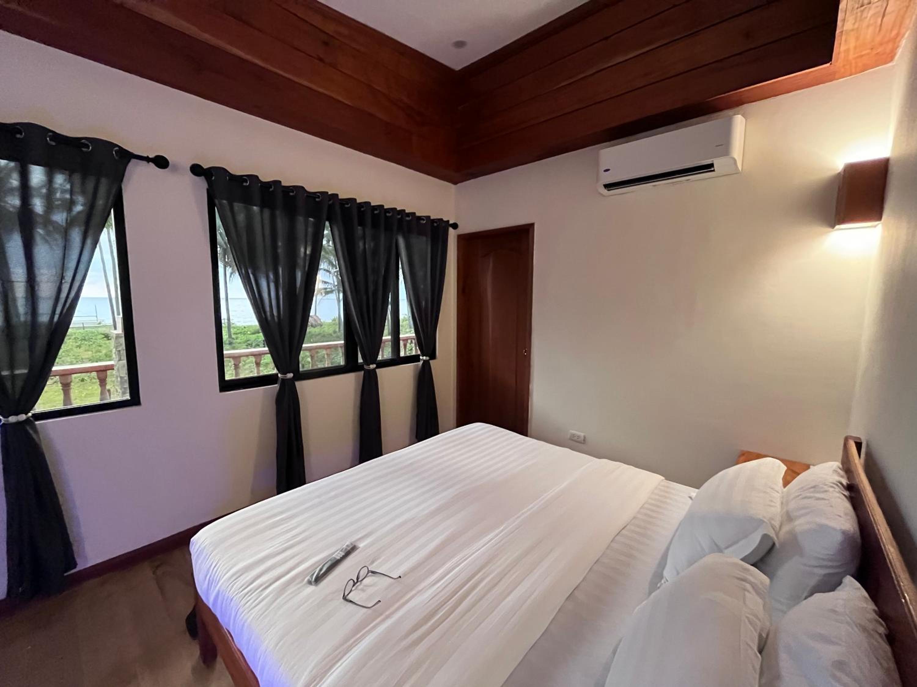 King Suite with Sea View - Photo 5