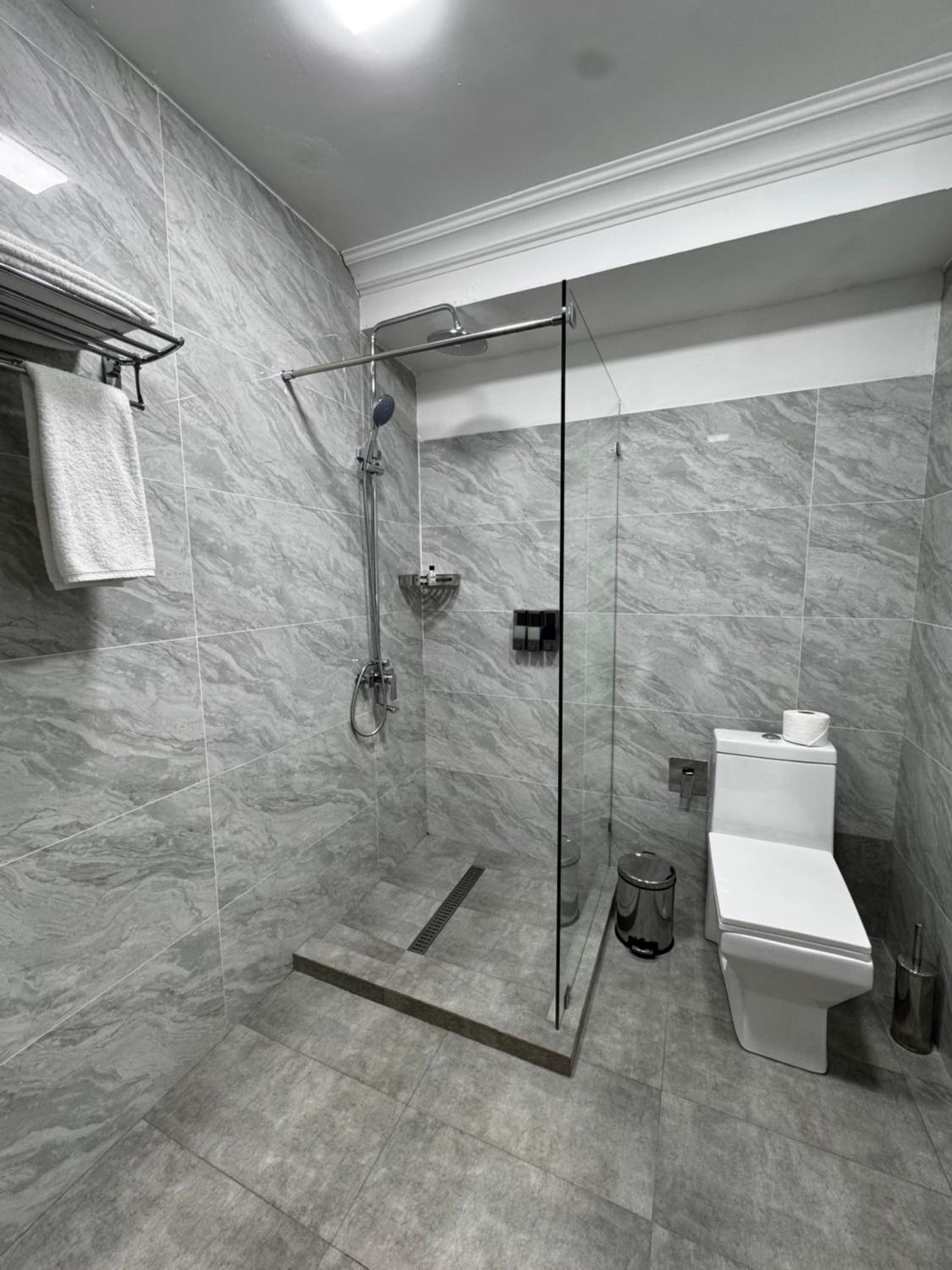 Budget Single Room - Photo 3