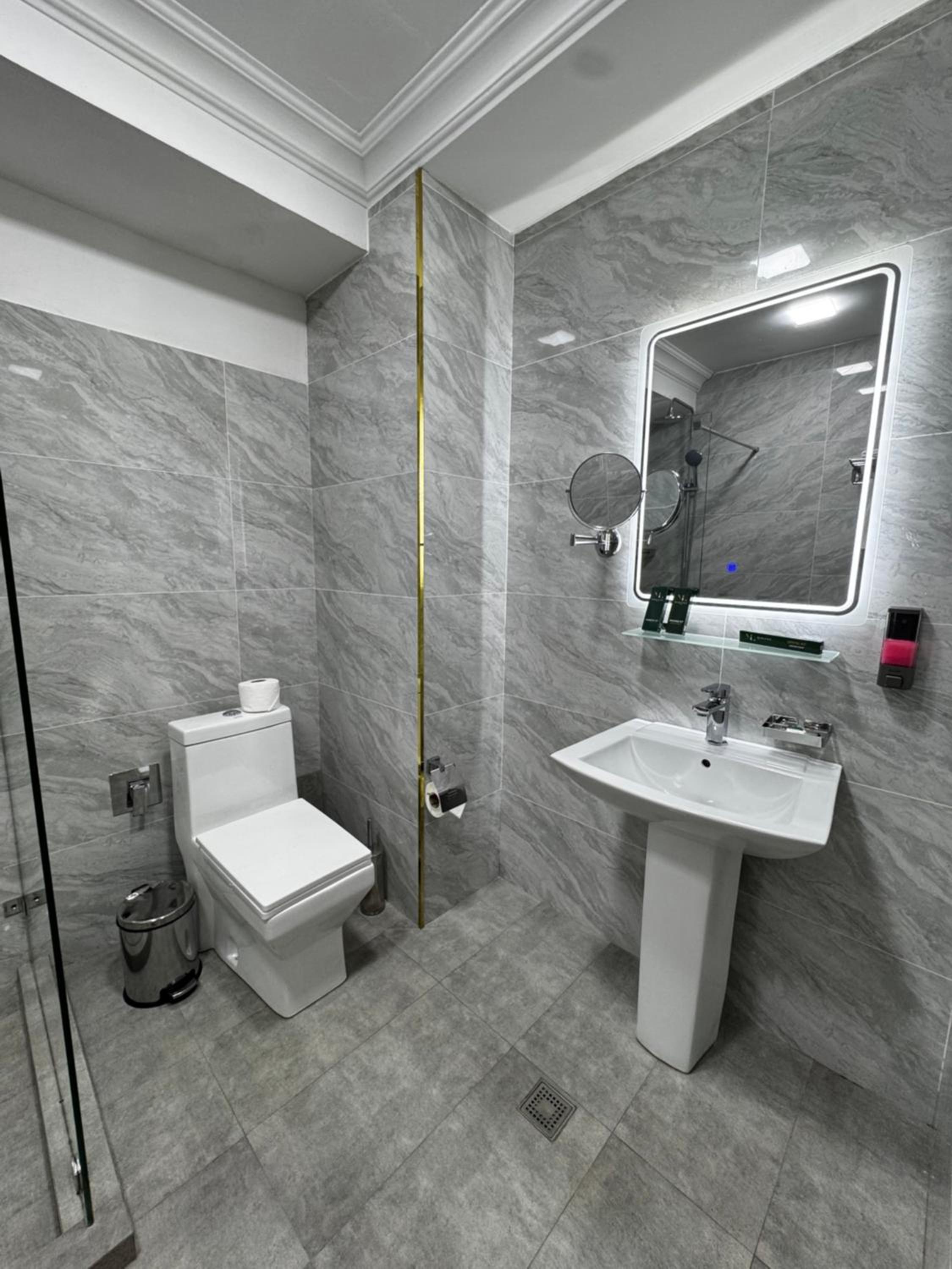 Budget Single Room - Photo 2