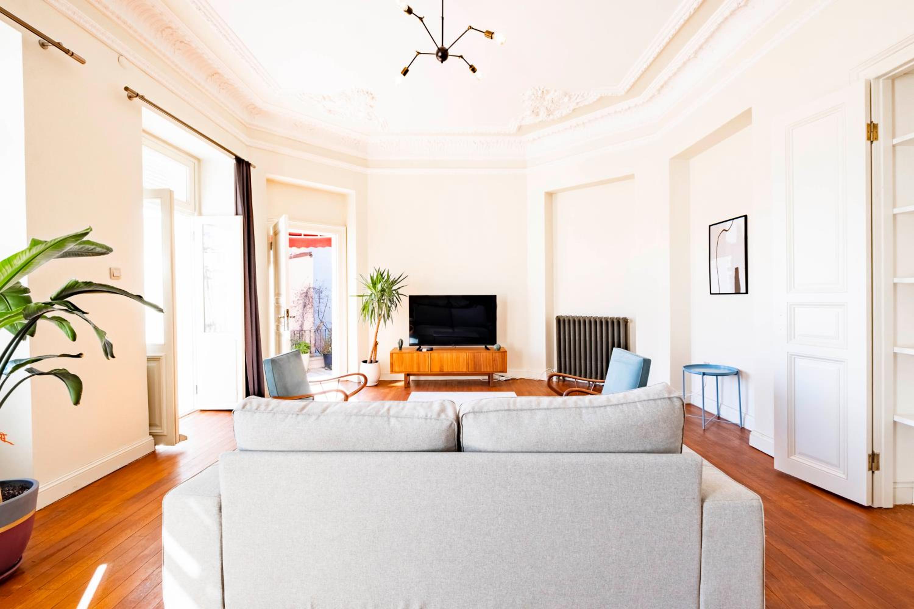 Large Double Room photo 3