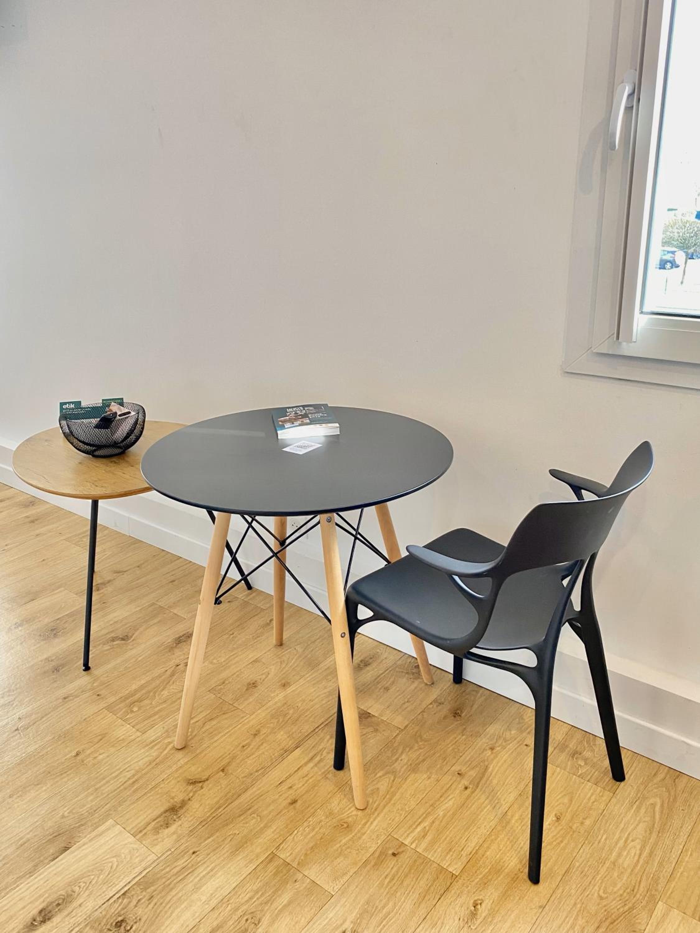 Apartment - Photo 4