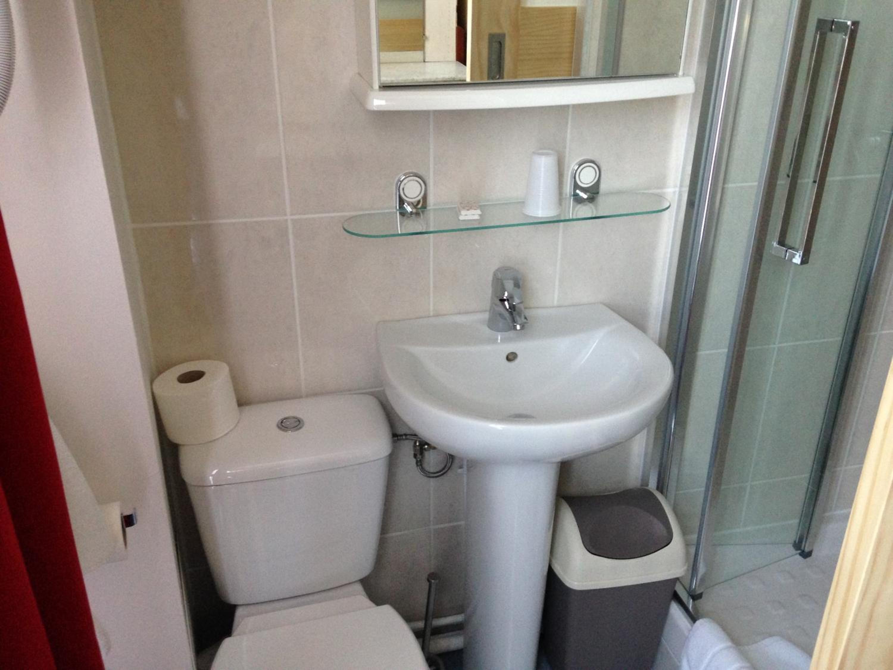 Single Room photo 3