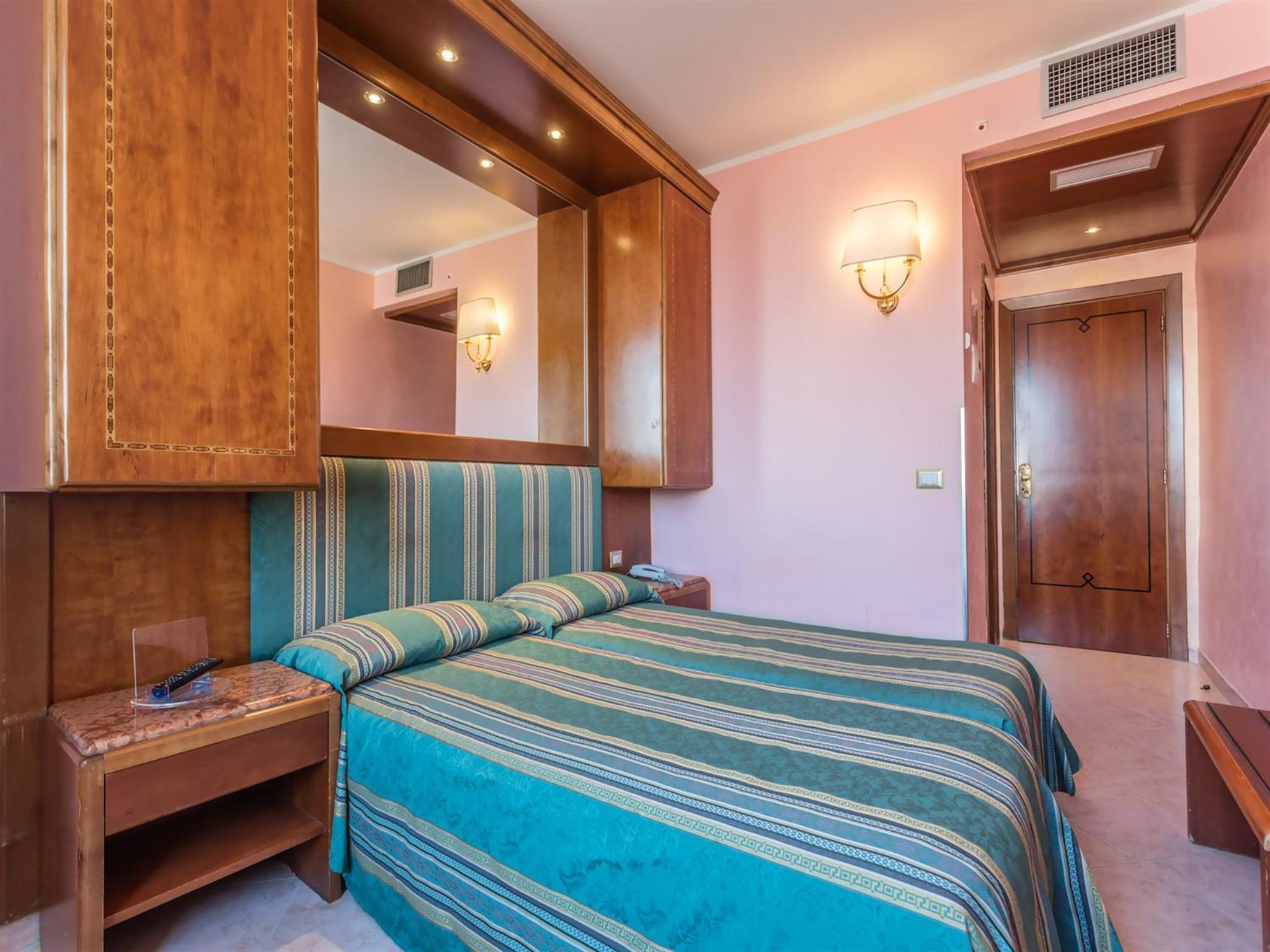 Raeli Hotel Siracusa — photo 71
