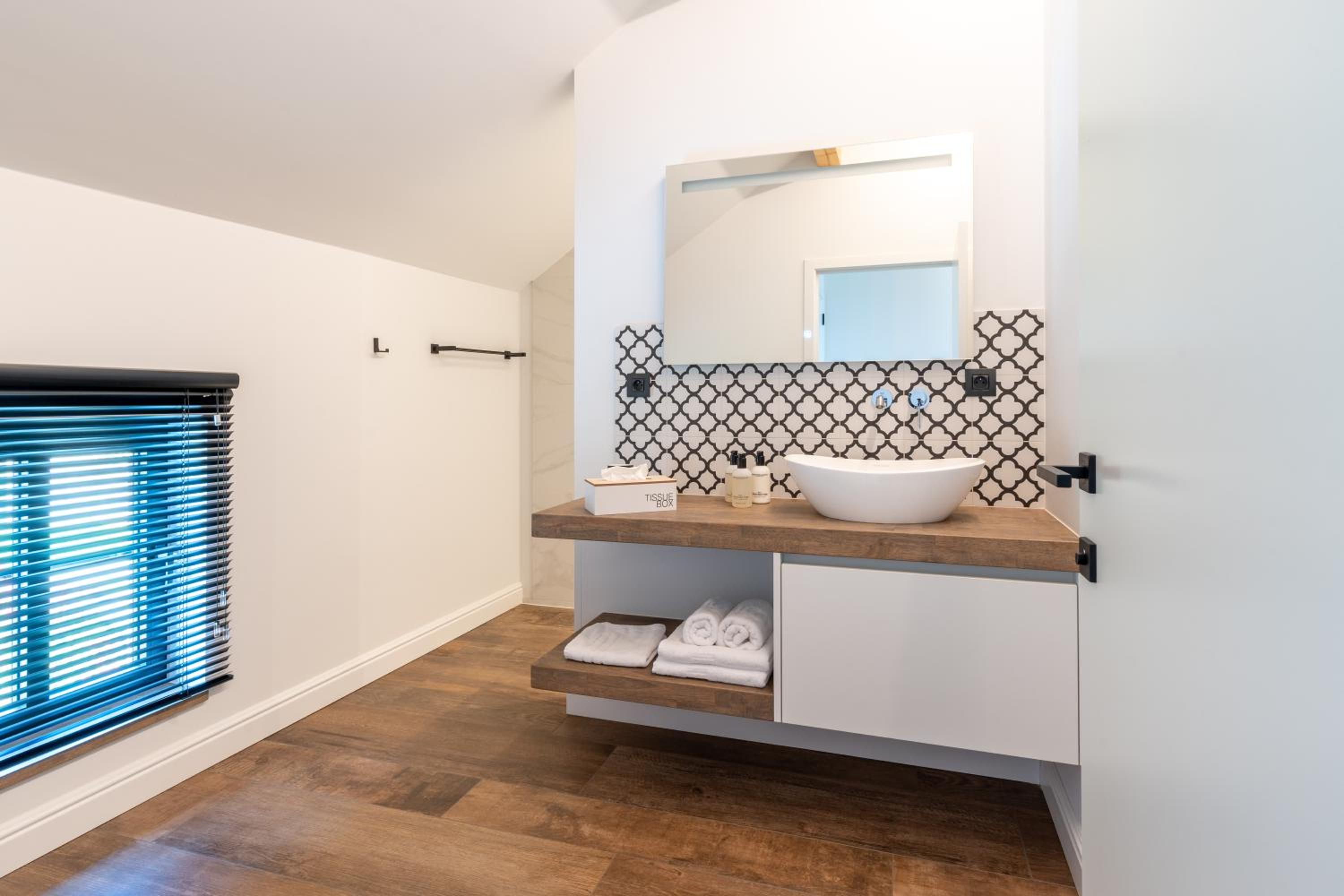 Double Room With Private Bathroom photo 3