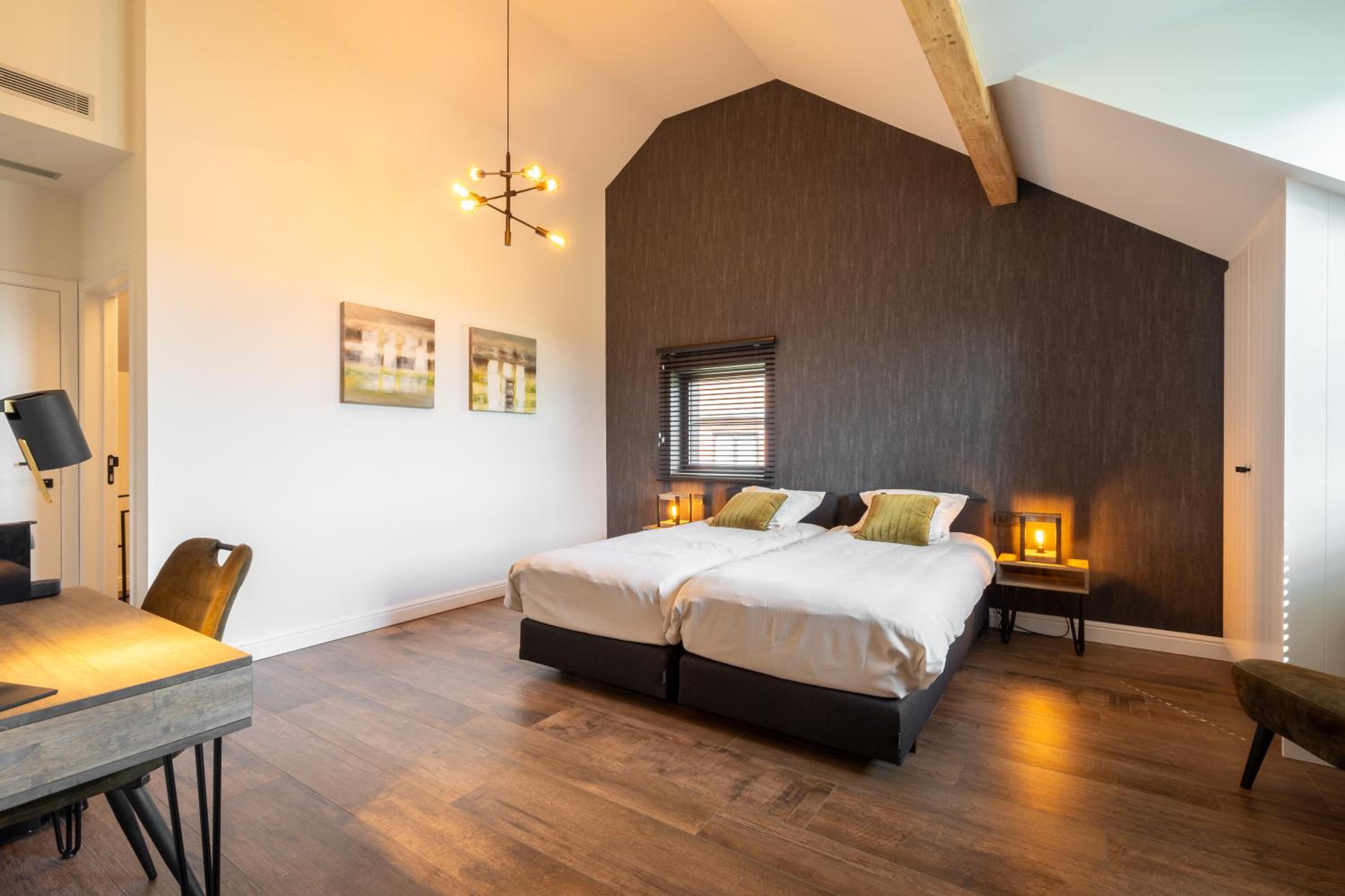 Double Room With Private Bathroom photo 2