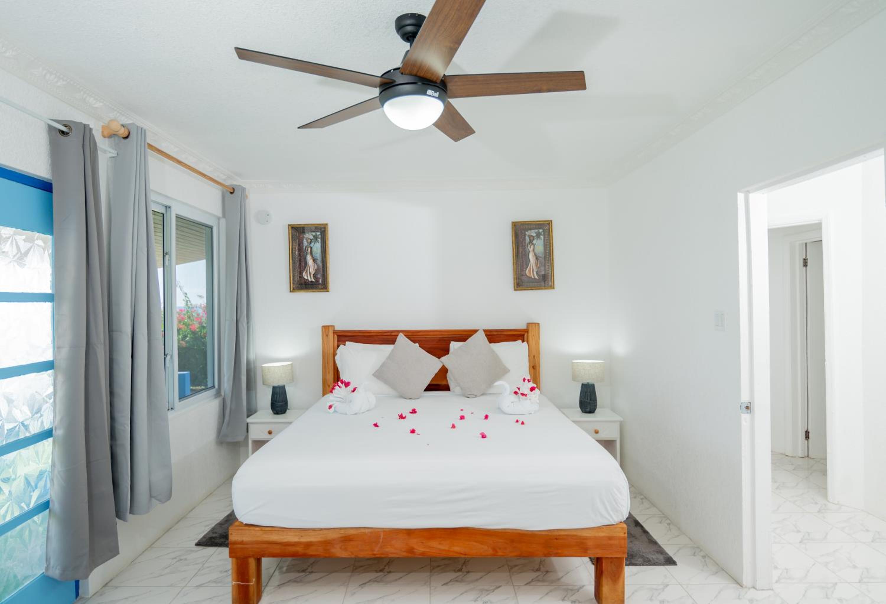 King Room with Sea View photo 1