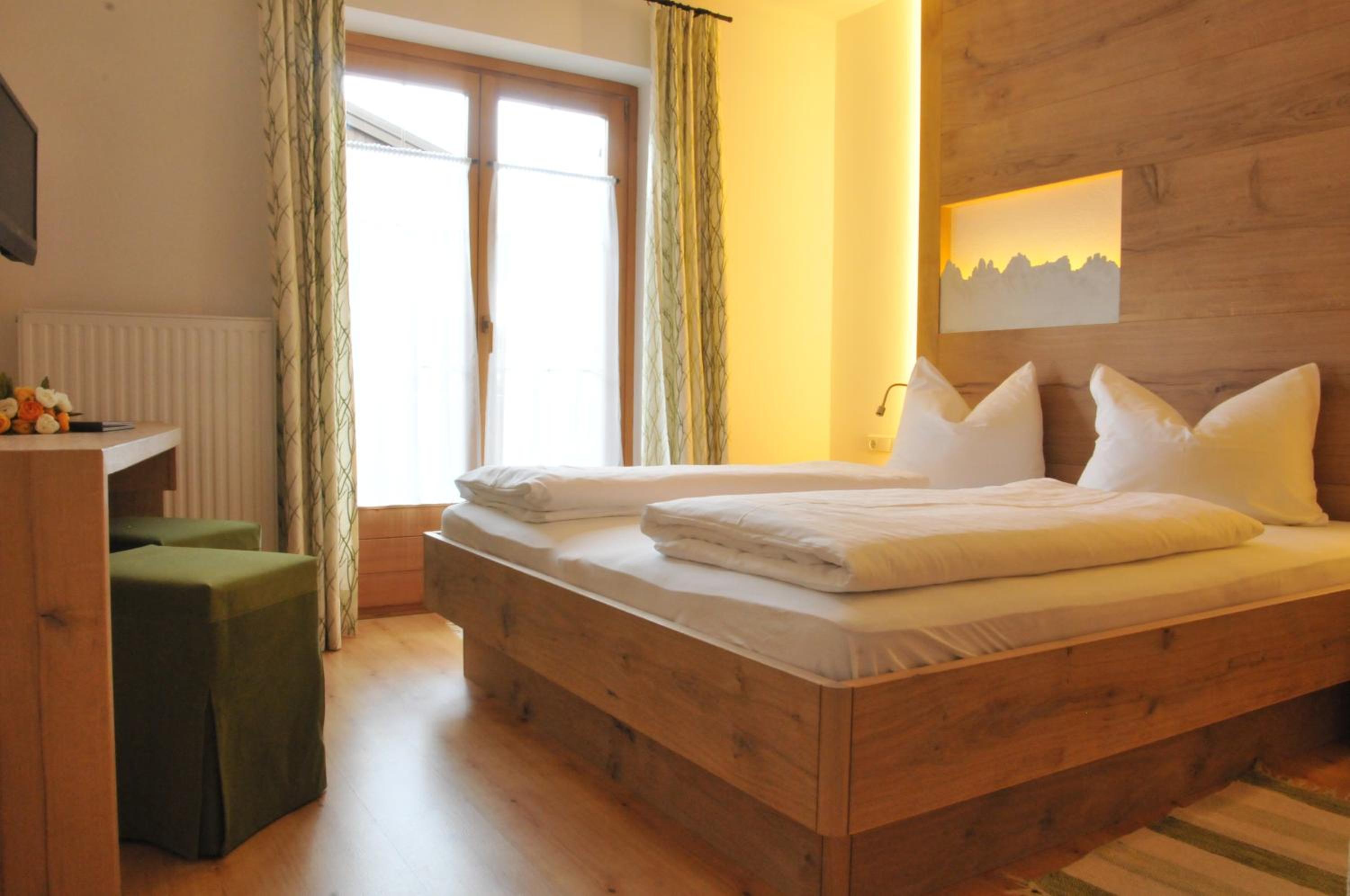 Standard Double Room - Photo 6