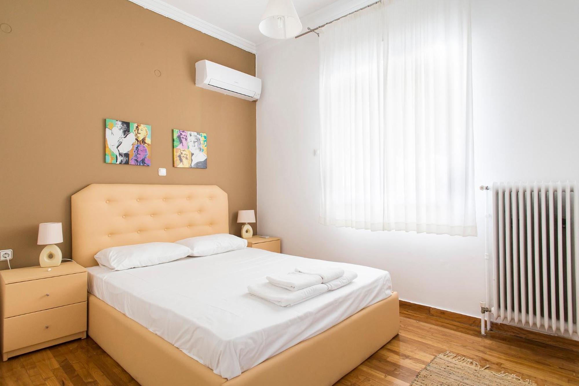 Deluxe Two-Bedroom Apartment