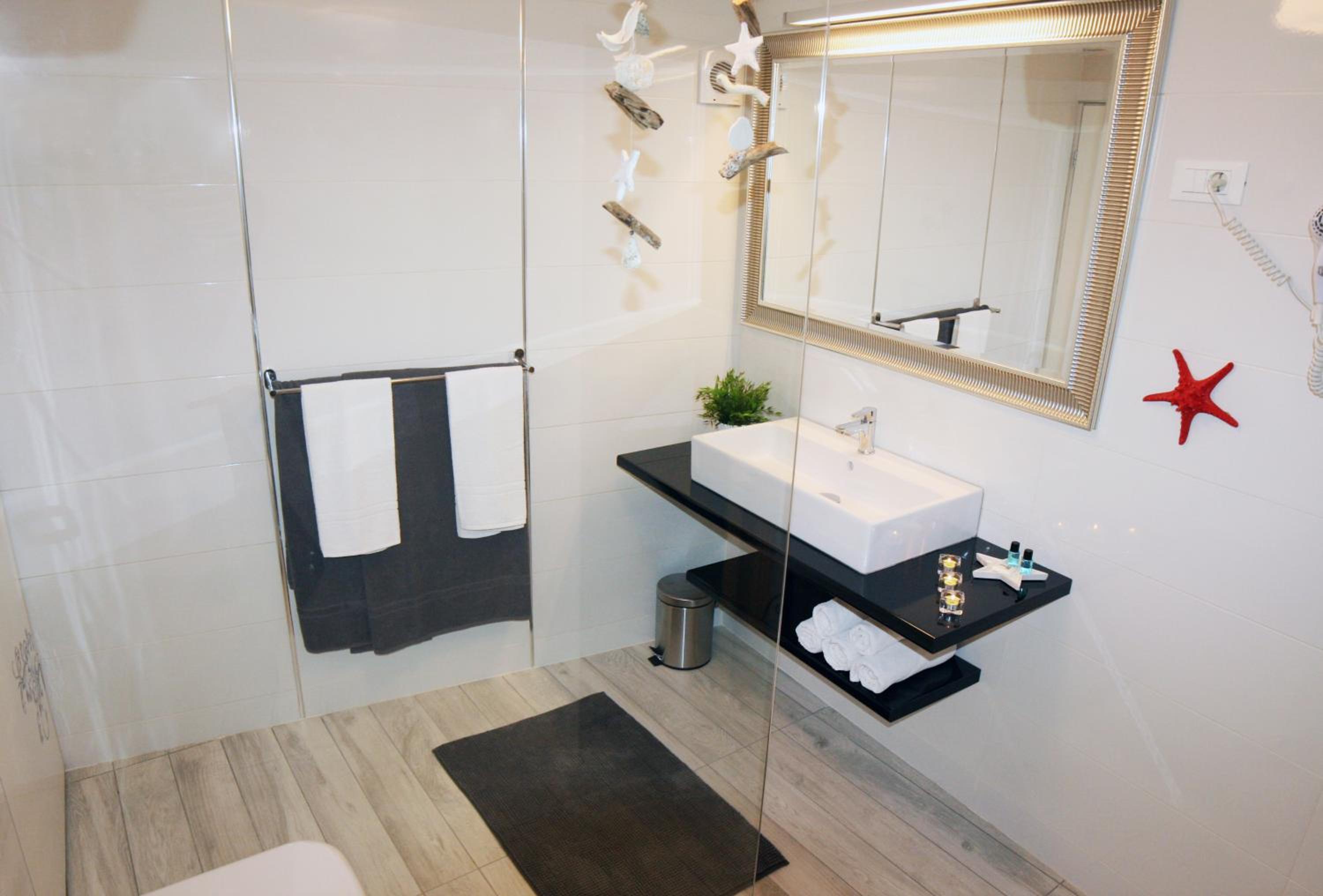 Duplex One-Bedroom Apartment with Terrace photo 3